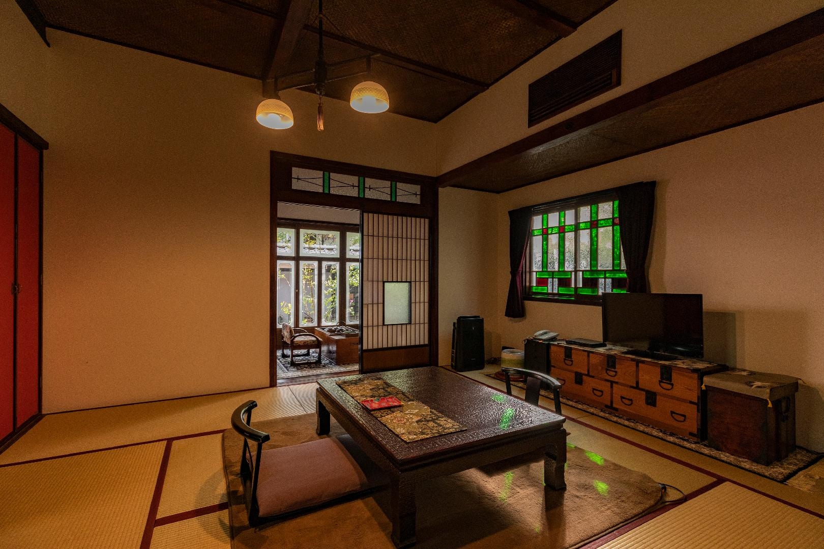 Remote Western-style building C type [Wayotei Madoromi]