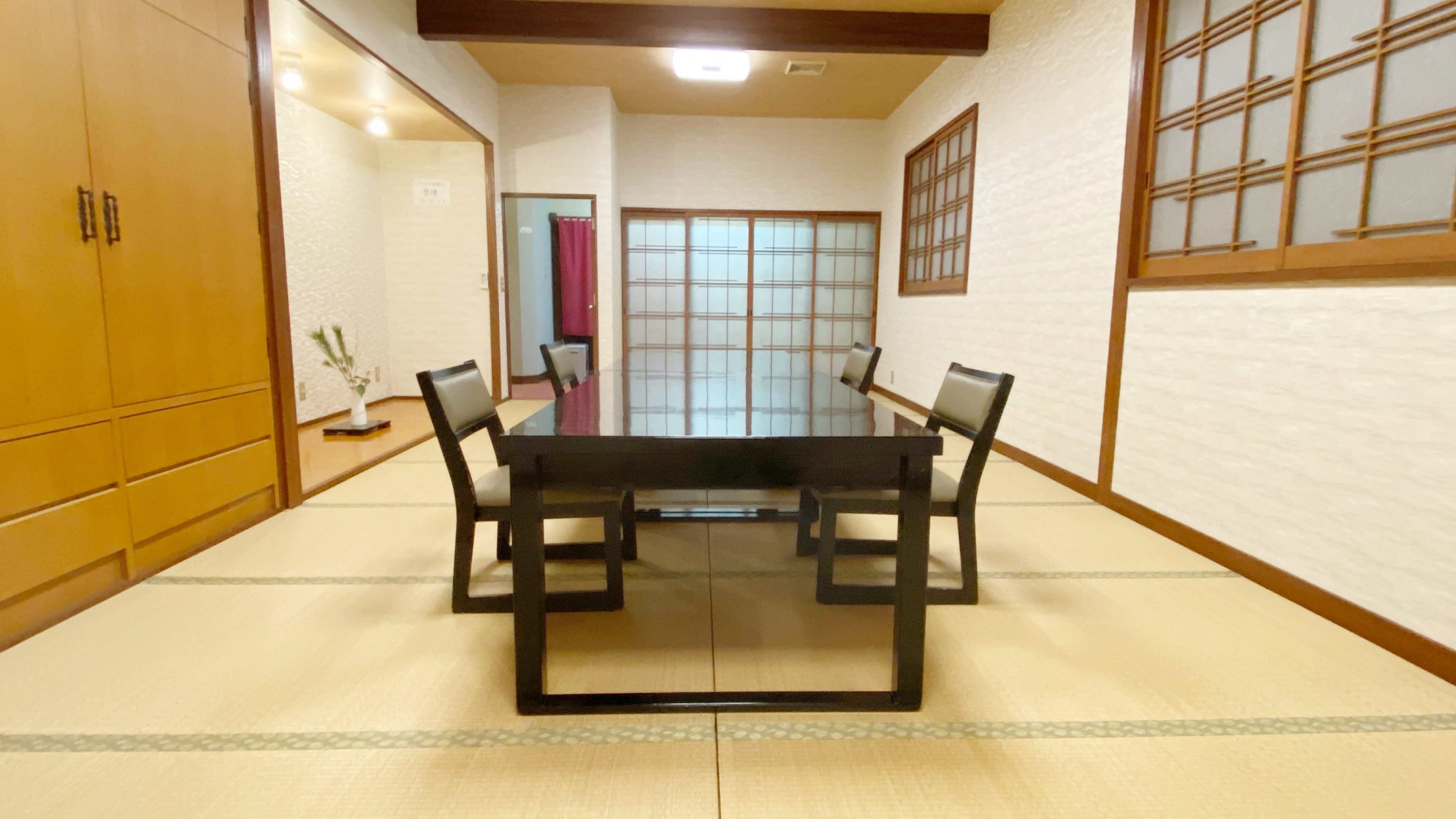 餐廳C
