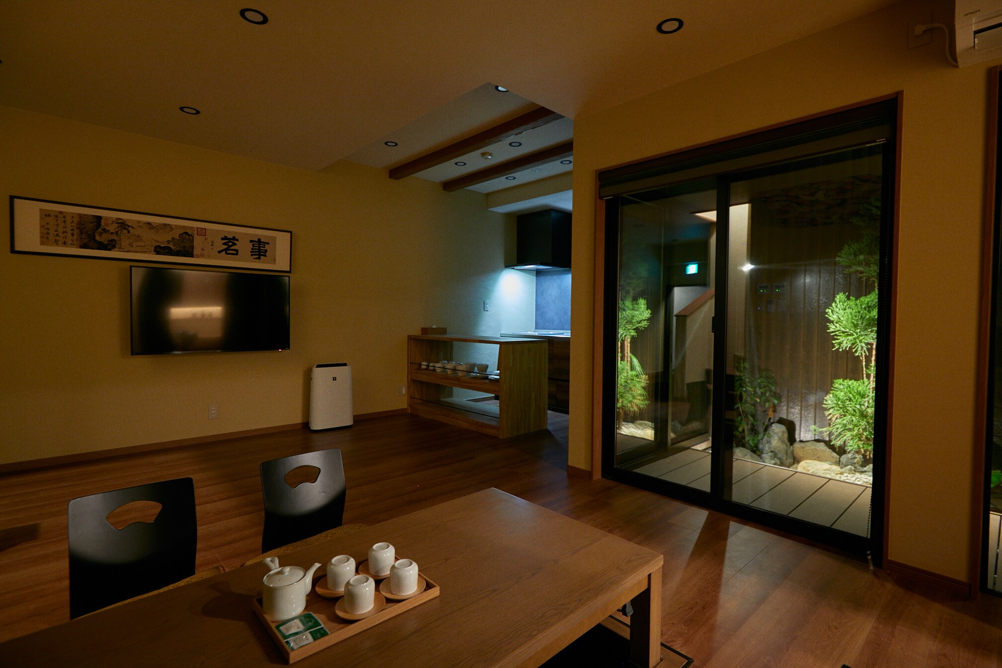 1st floor Living room