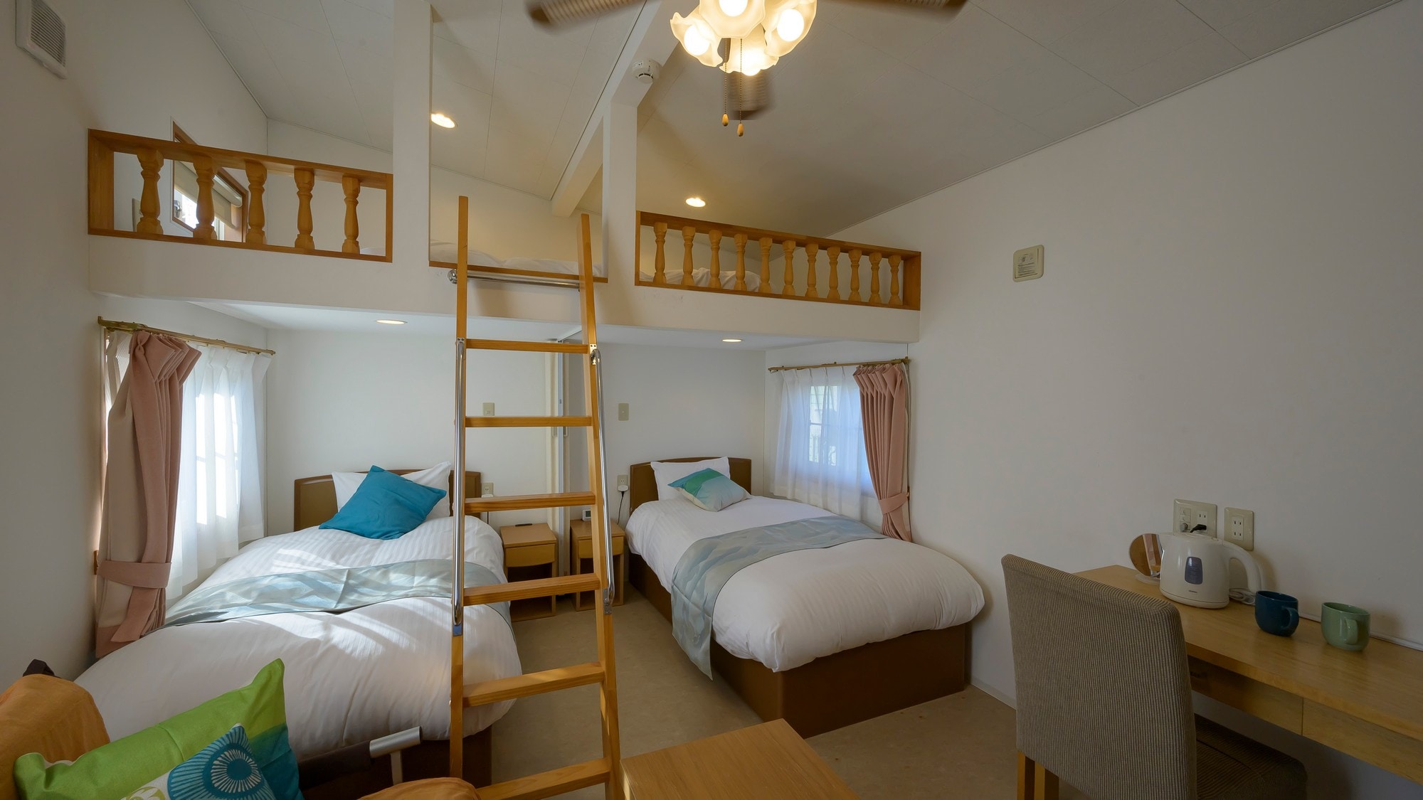 ☆This room has a loft. Recommended for families with small children. [Twin room with loft]