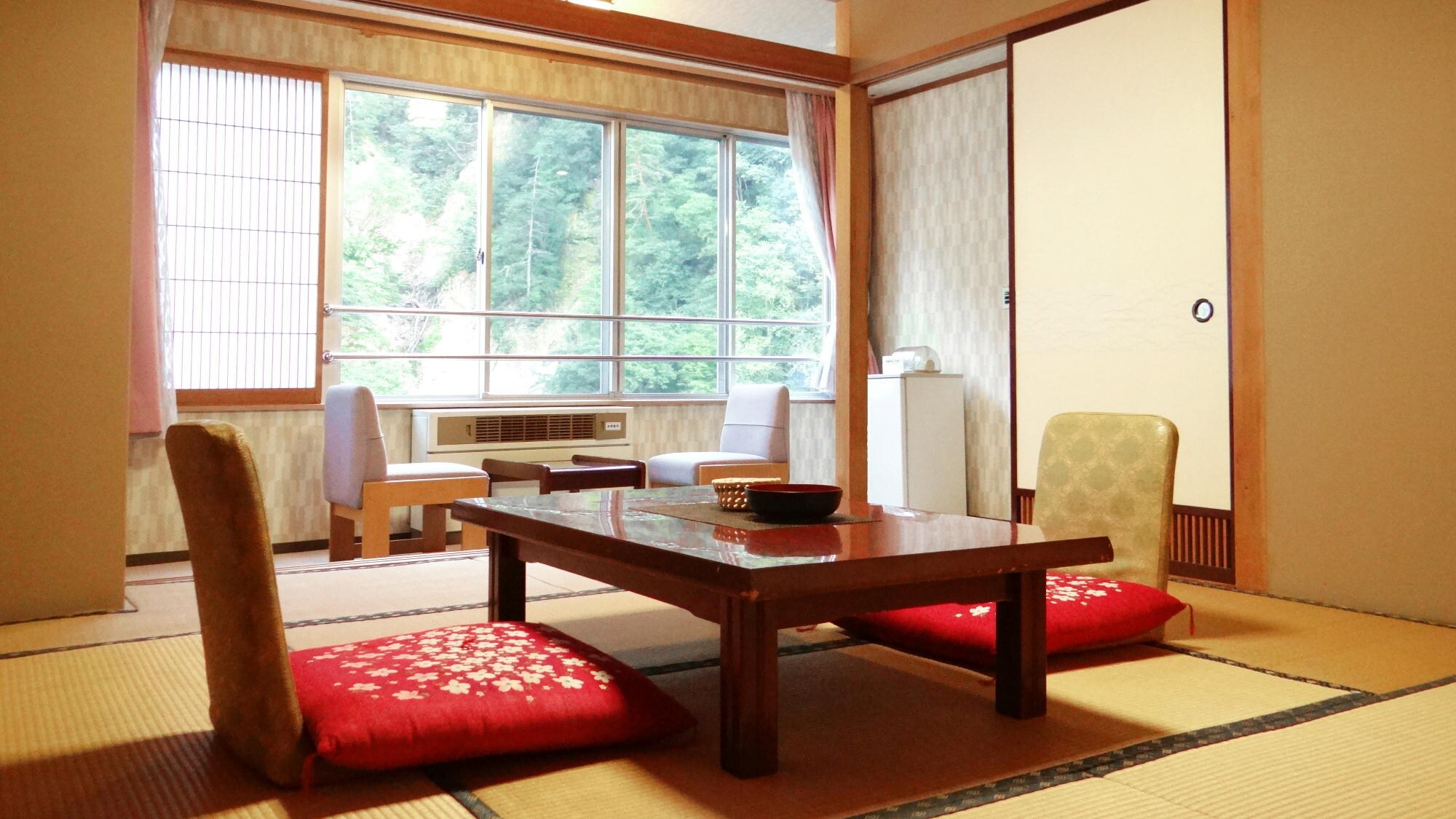 [Example of standard guest room] We will prepare a room according to the number of guests.