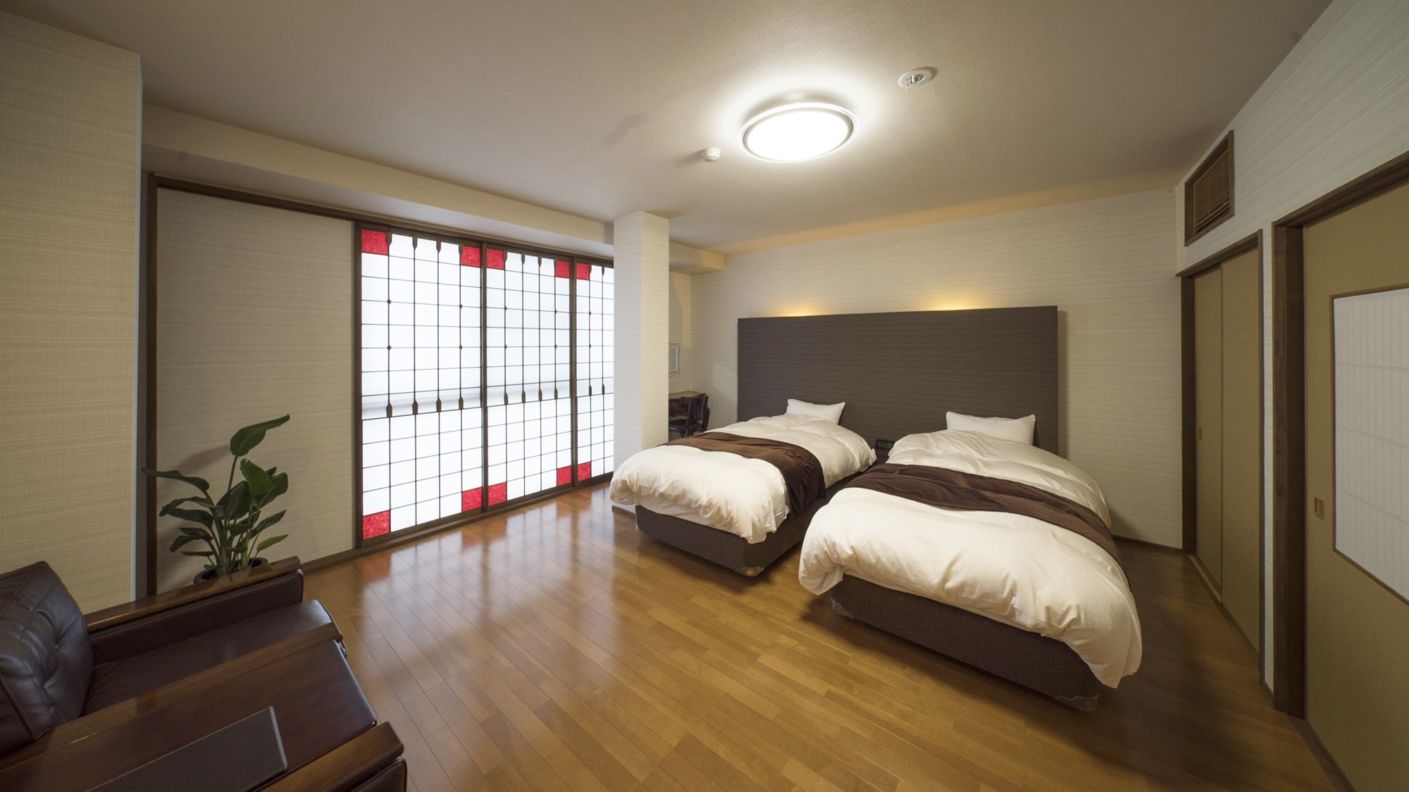 Please relax in our carefully selected bedding, which is also used in luxury hotels.
