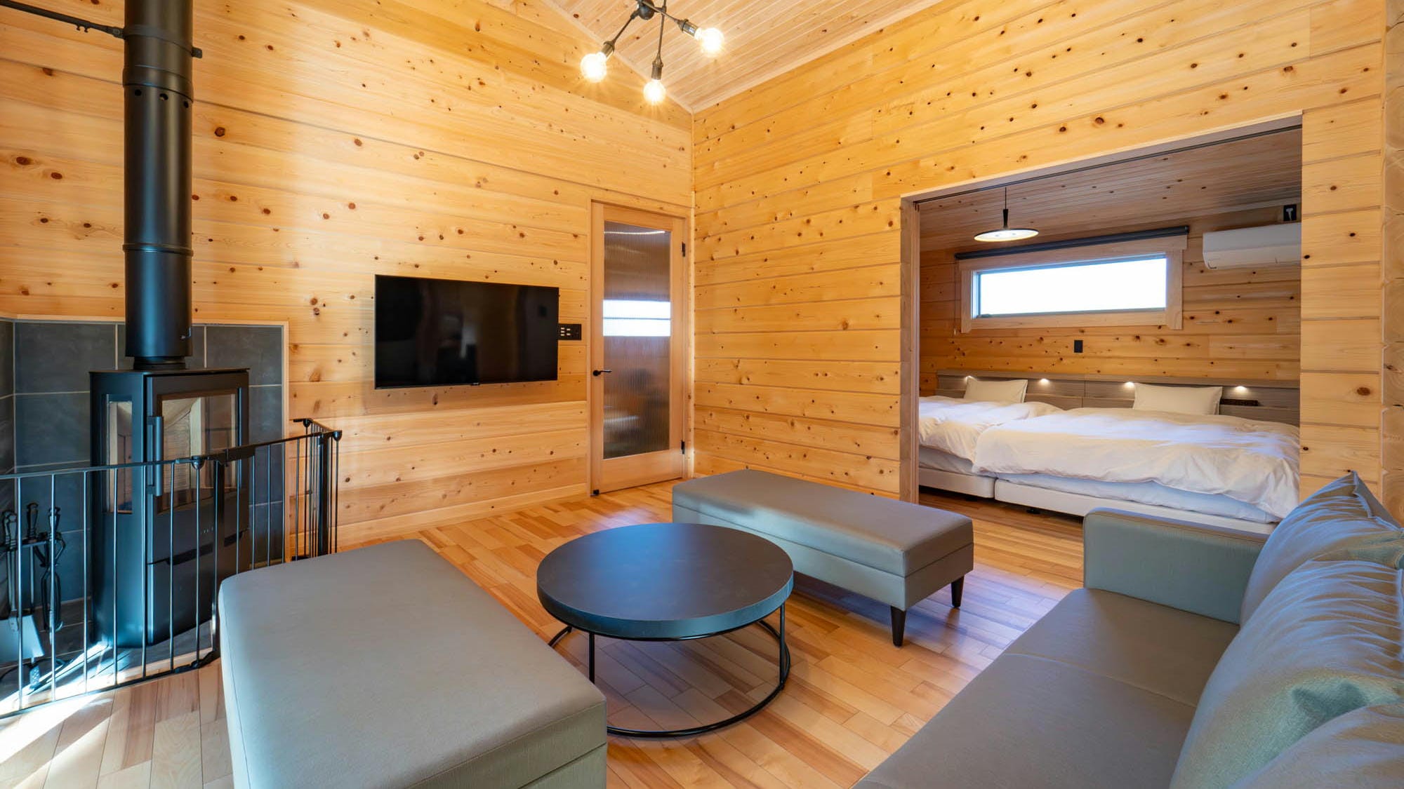 [Japanese-style room & wood stove sauna] Almoharmonia