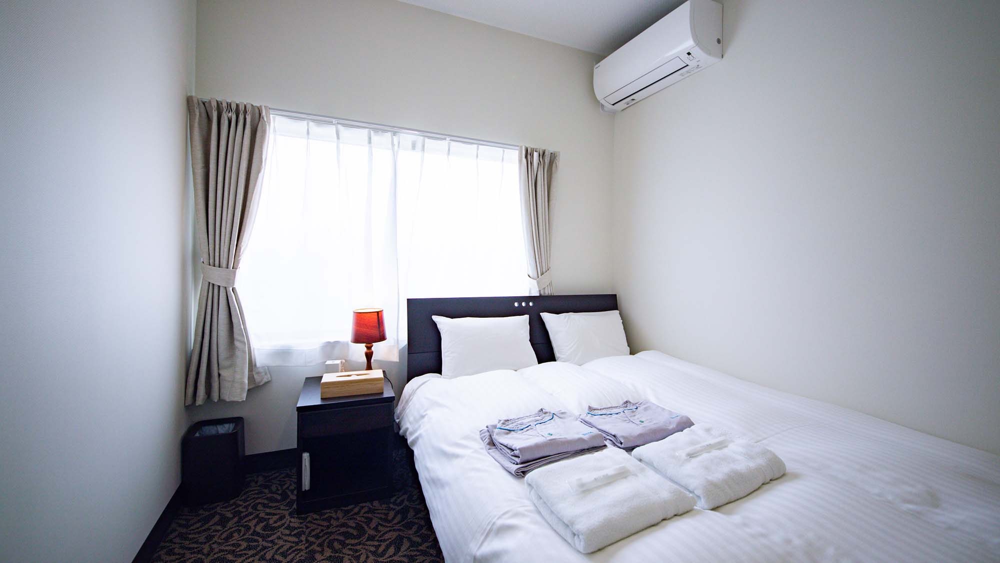 ・[202 Double Room] Free WiFi, pajamas, toothbrush set, and bath towels provided