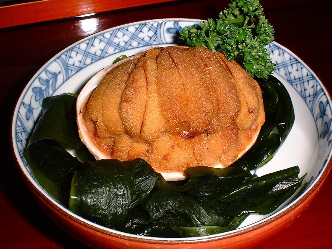 Luxurious taste and aroma of "Grilled sea urchin"