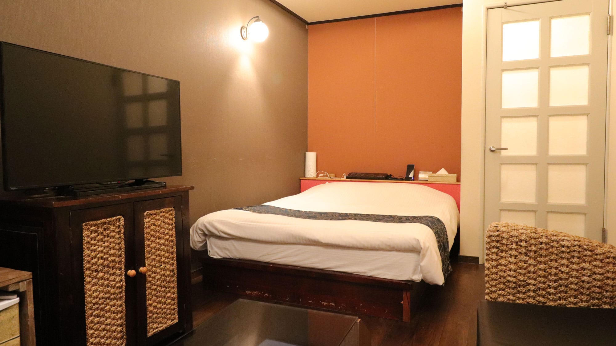 Ví dụ về phòng đôi hạng phổ thông (không hút thuốc)