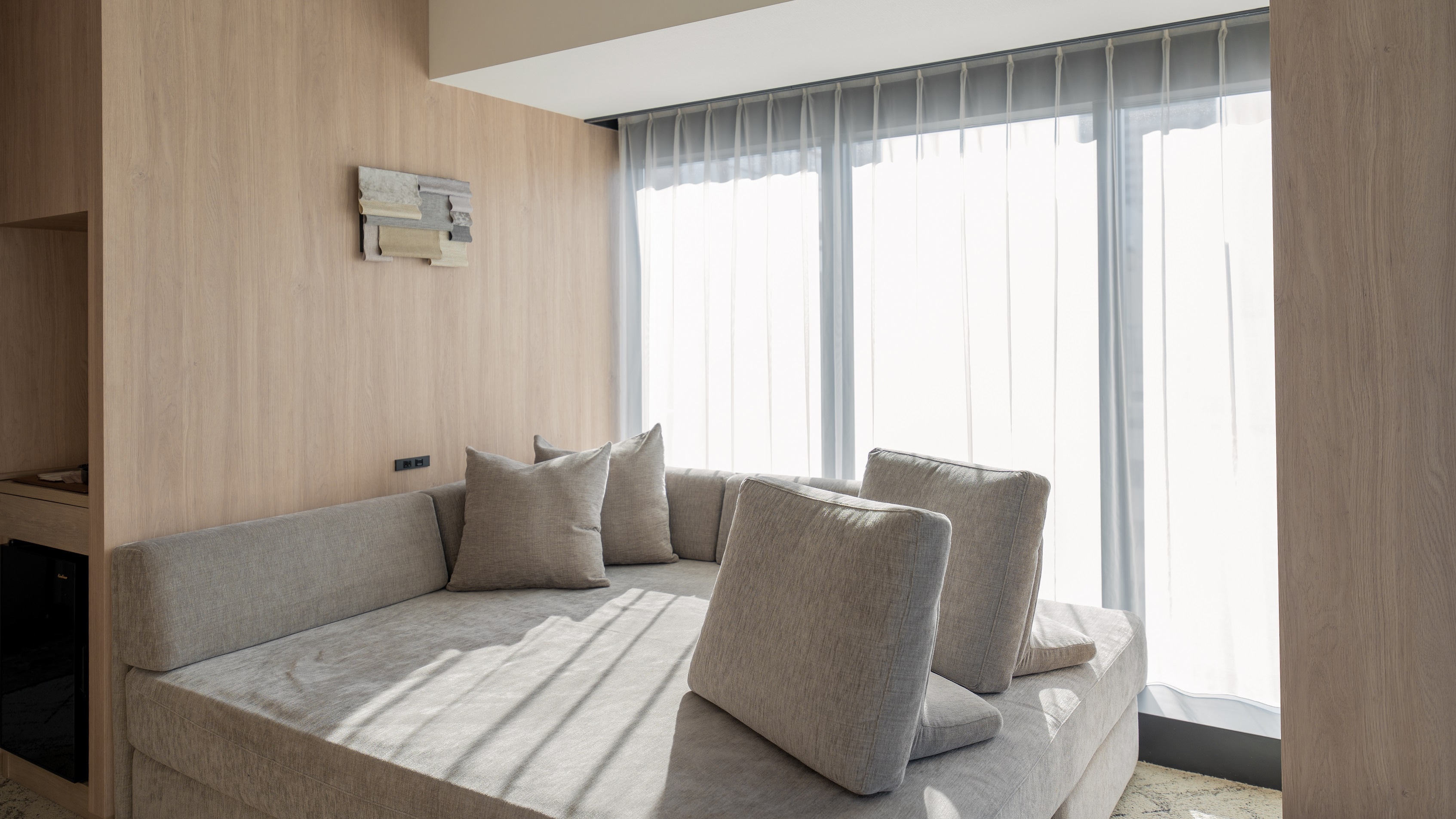 Corner double [bed width 180cm/sofa bed 175cm]