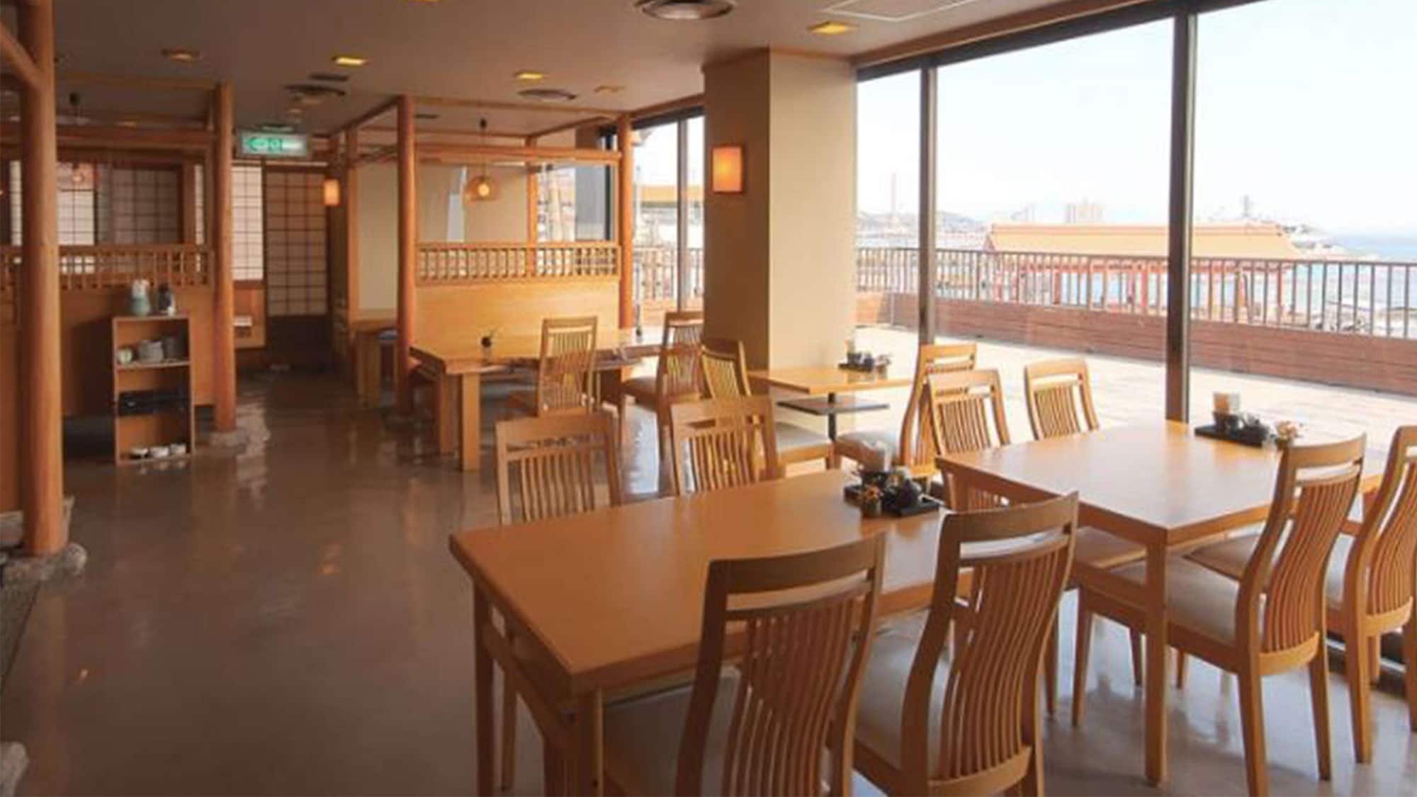 2F Restaurant Chaya Wataya Inside
