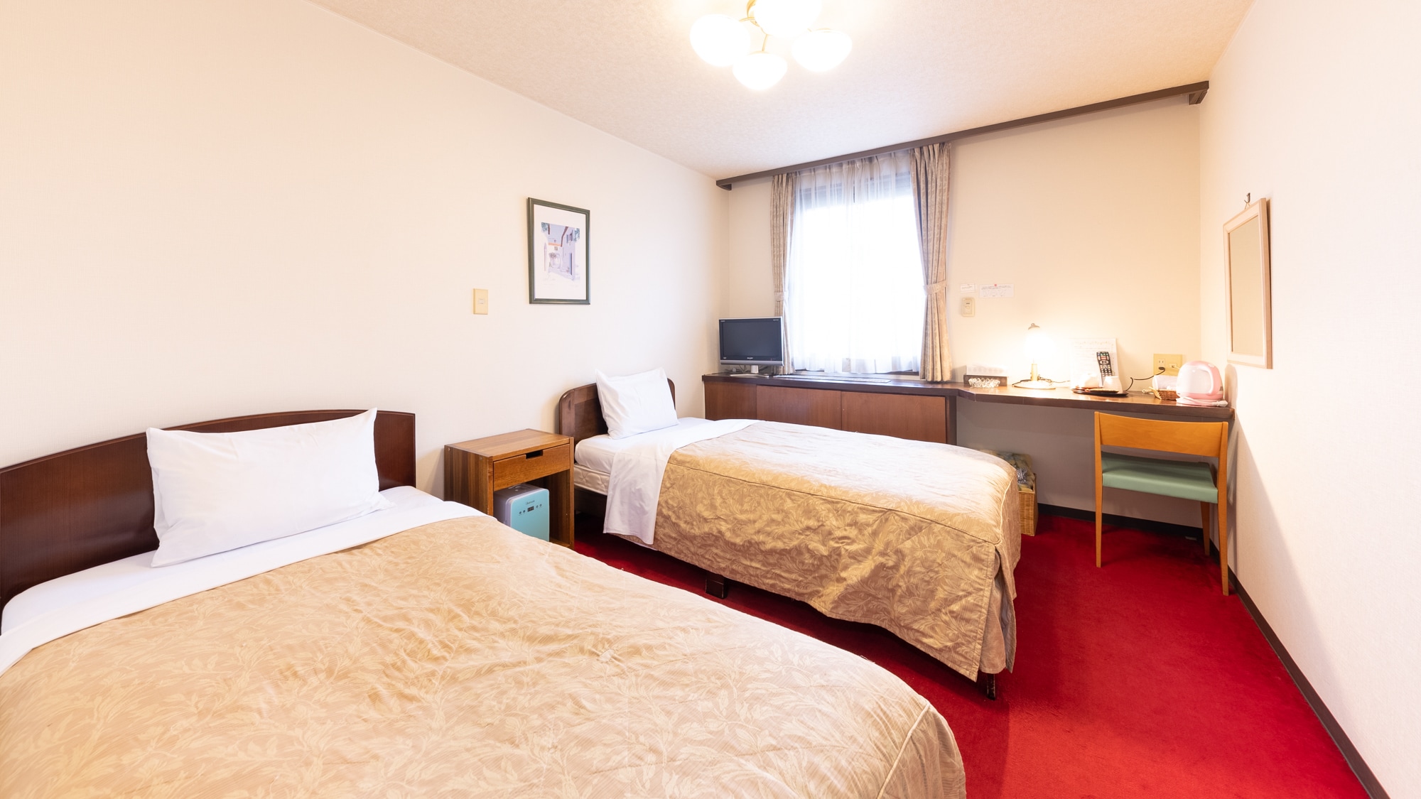 Western-style twin room