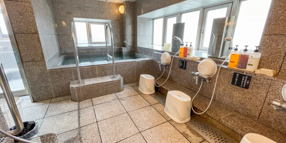 Women's bath