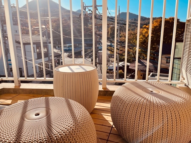 2303 2403 Balcony