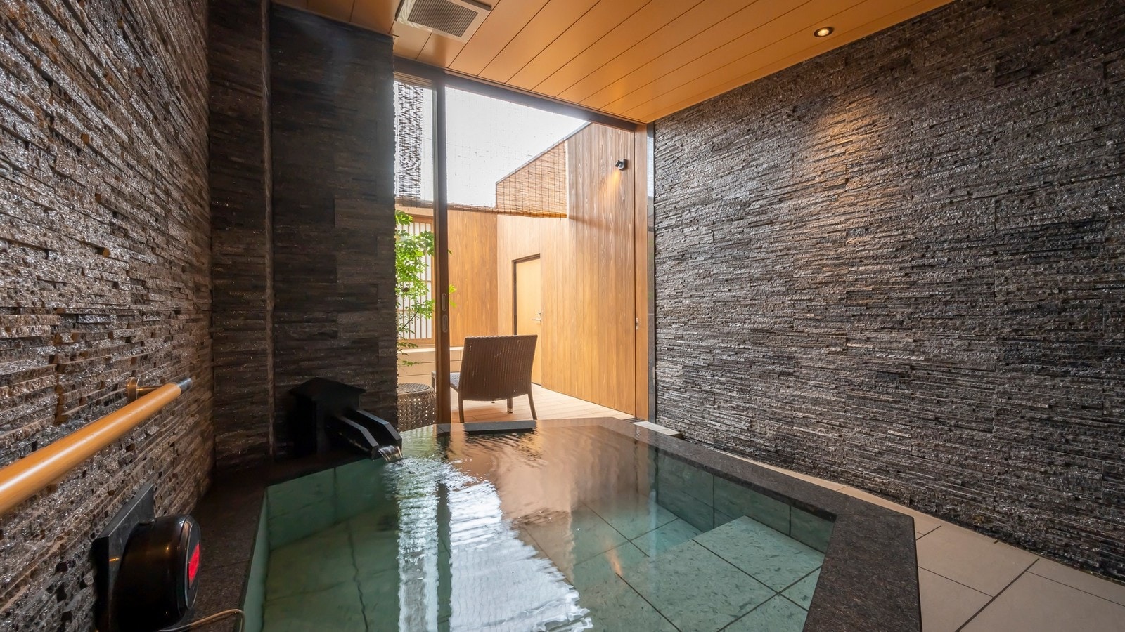 [Private bath Sarasa no Yu] There is a limited number of spaces available, so we recommend that you make your reservation early.