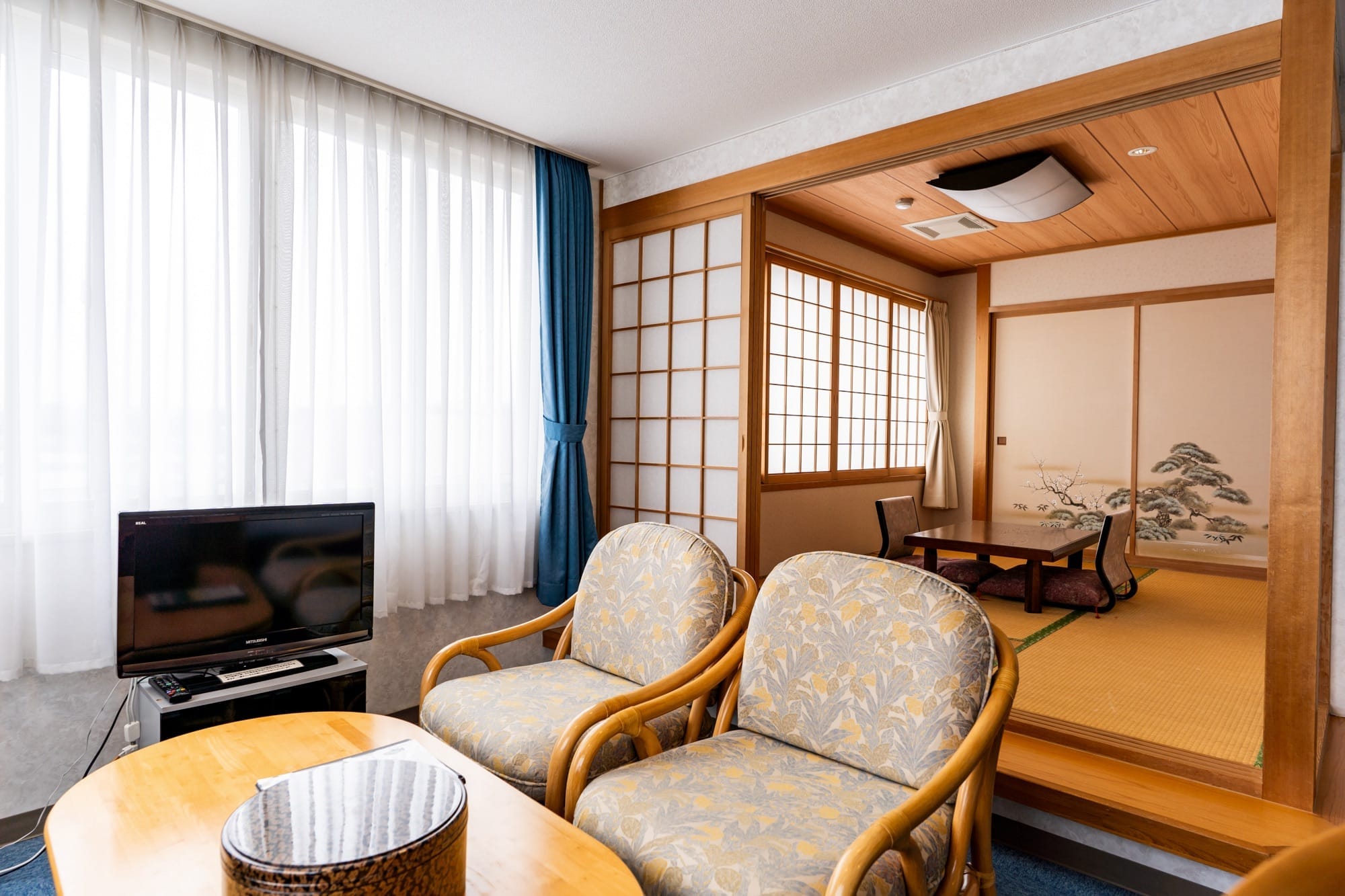 Asahikan lantai 6, lantai atas, ruang khusus, bebas rokok