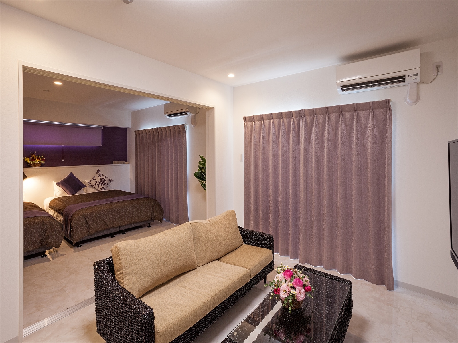 [Sunrise Suite] [Top floor ocean view 54㎡, accommodates 5 people] View of bedroom 1 from the living room