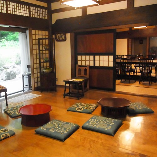 *[We also have a cafe] We are open for lunch♪