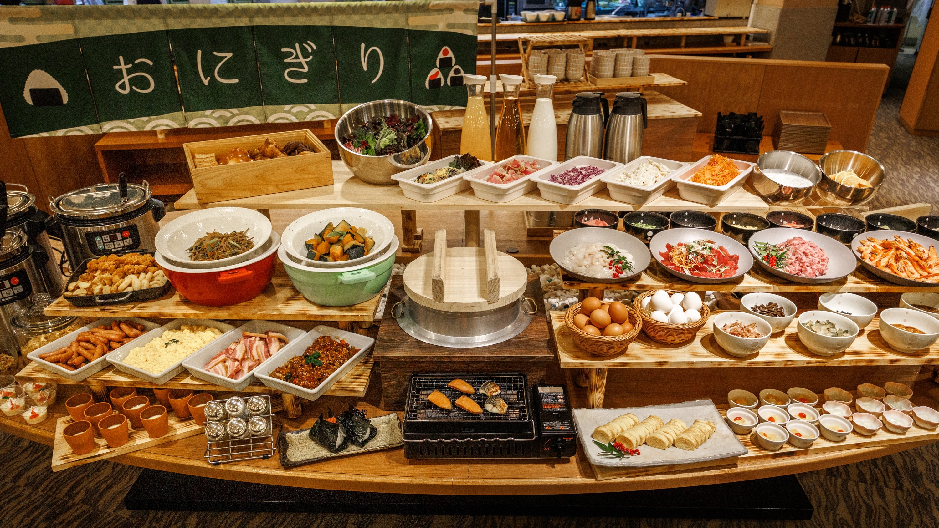 Breakfast buffet image ◇Enjoy a wide variety of over 60 Japanese and Western dishes◇