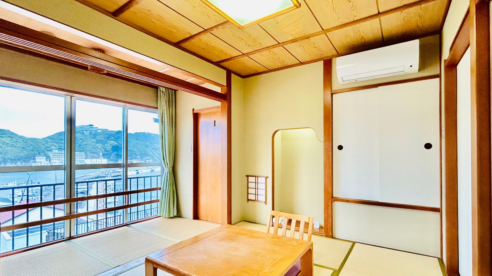 6 tatami Japanese-style room (2 persons)