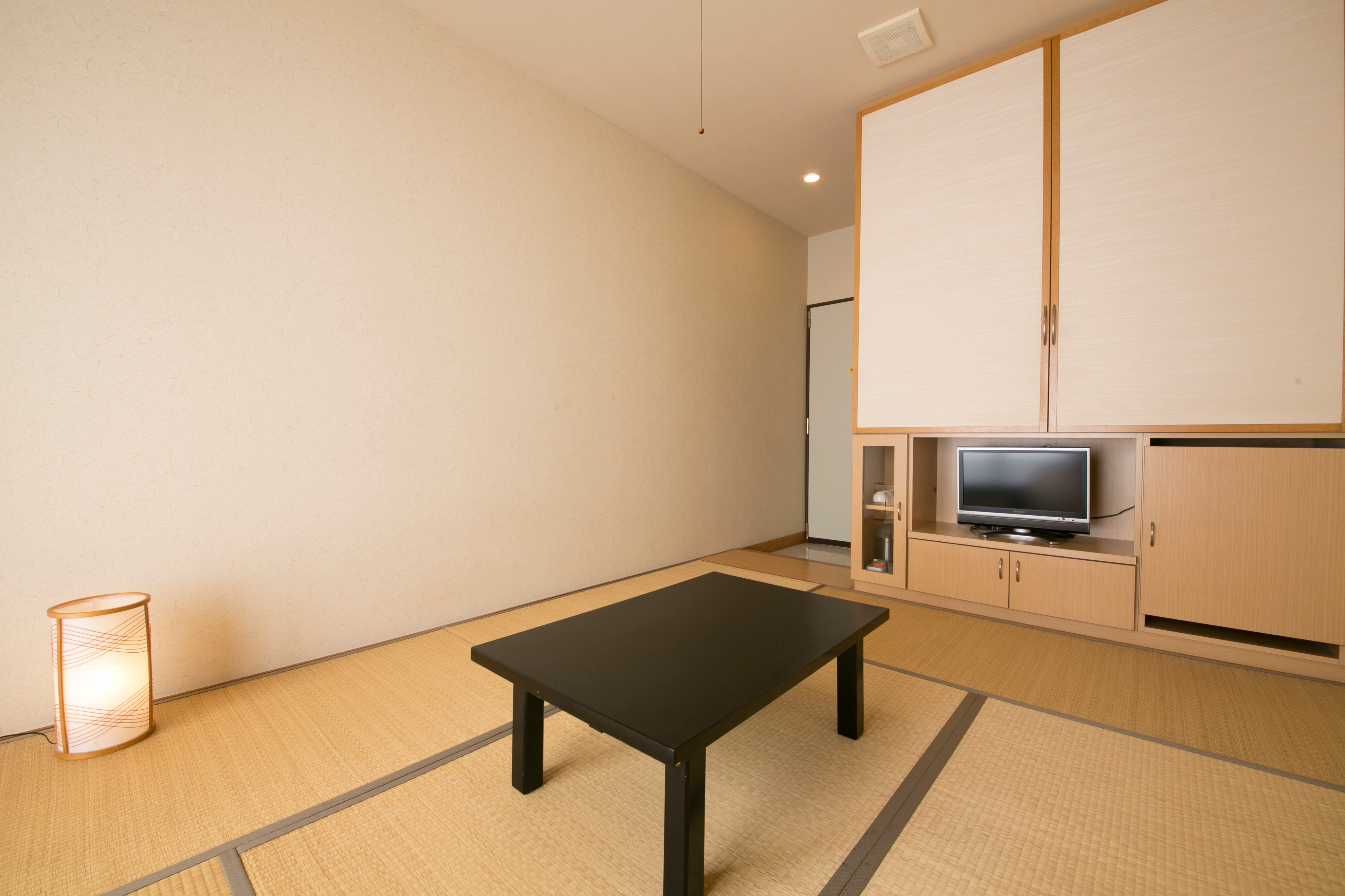Japanese-style room 2