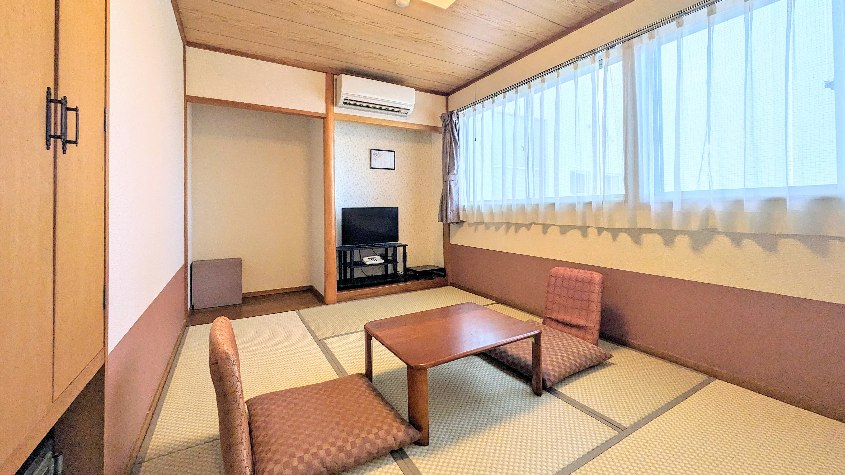 Contoh ruangan bergaya Jepang