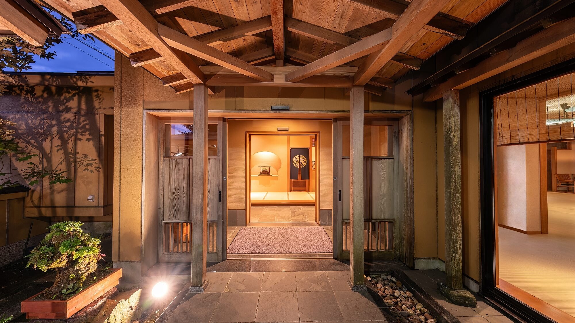 ■成立於1920年。歡迎來到秋田大自然打造的療癒旅館。