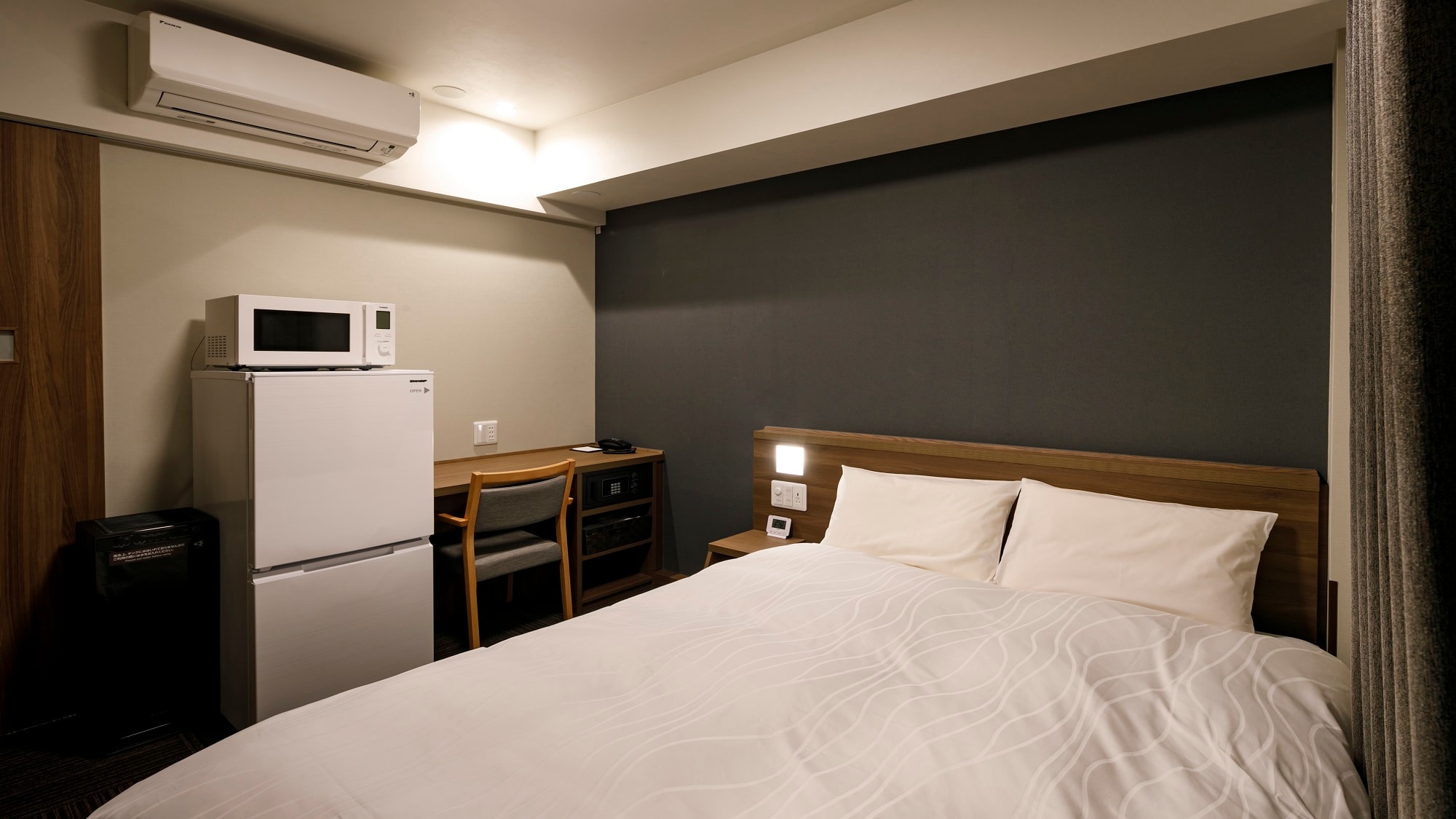 ■Long stay double■No bath■Area 15-15.6㎡■Bed width 140×195cm ■2 door refrigerator/microwave