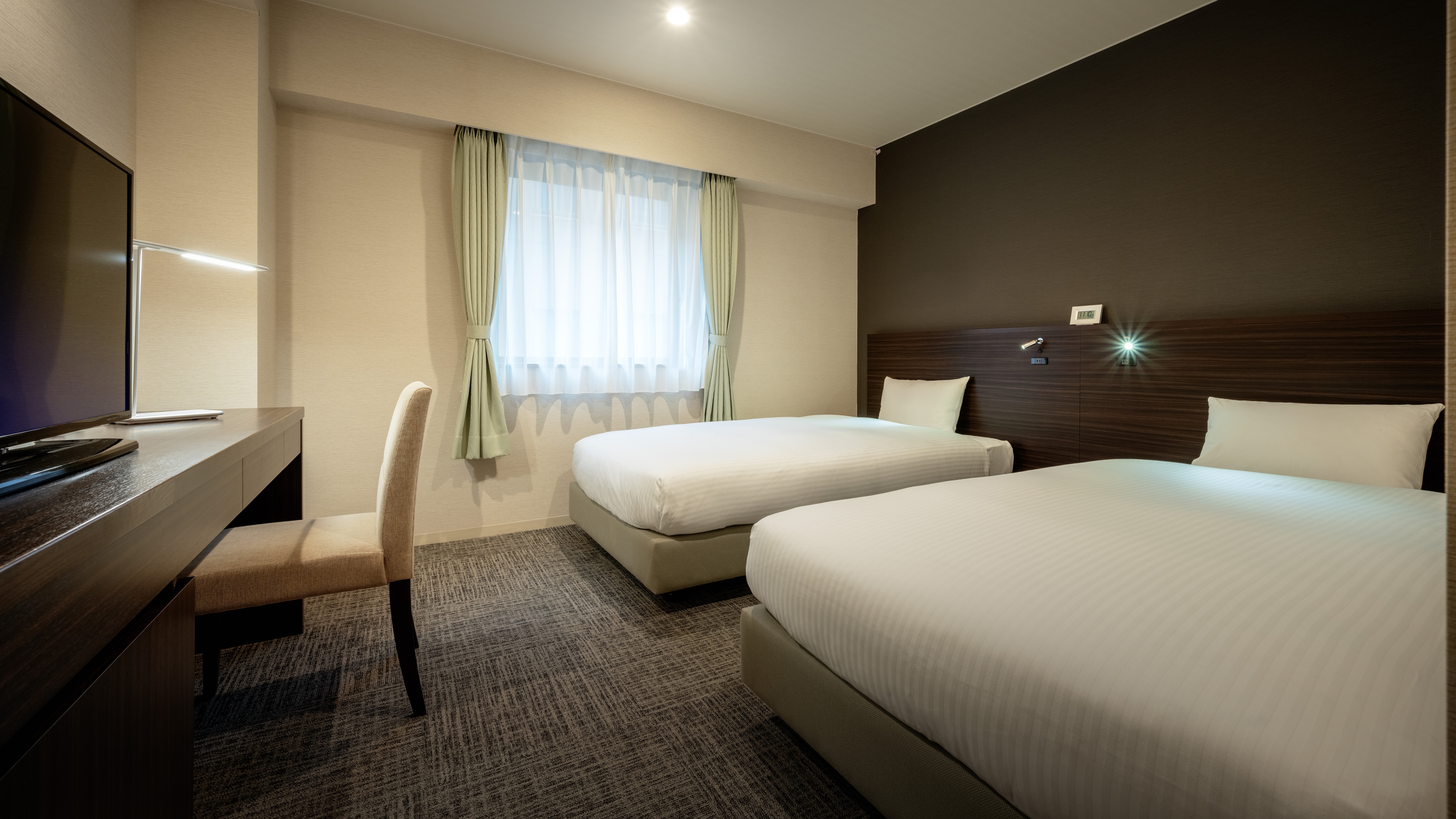 <Annex Twin Room> Guest room *Please note that there is no view due to the adjacent building.