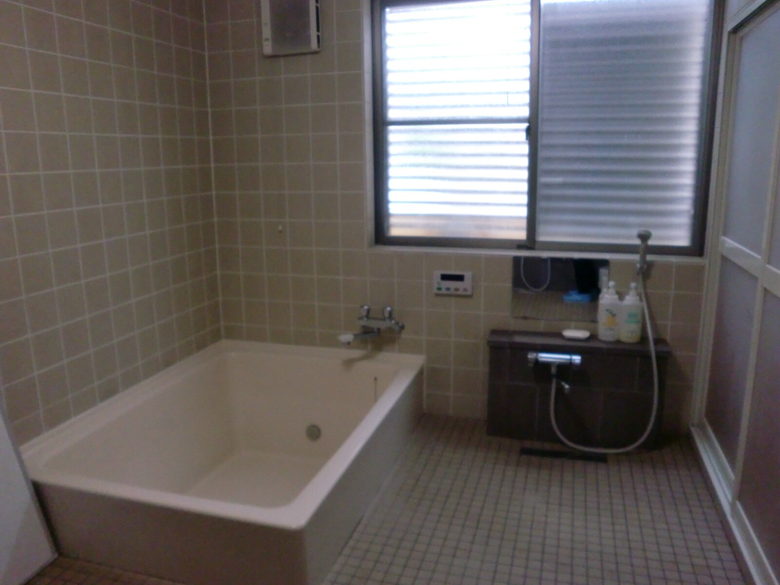 Bathroom (shared)