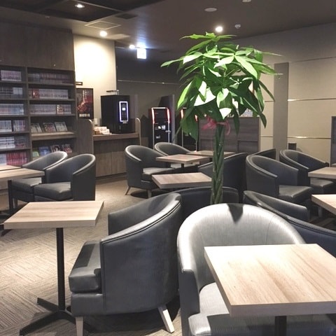 In the lounge, you can relax freely, such as cartoon time, cafe time, and meal time.