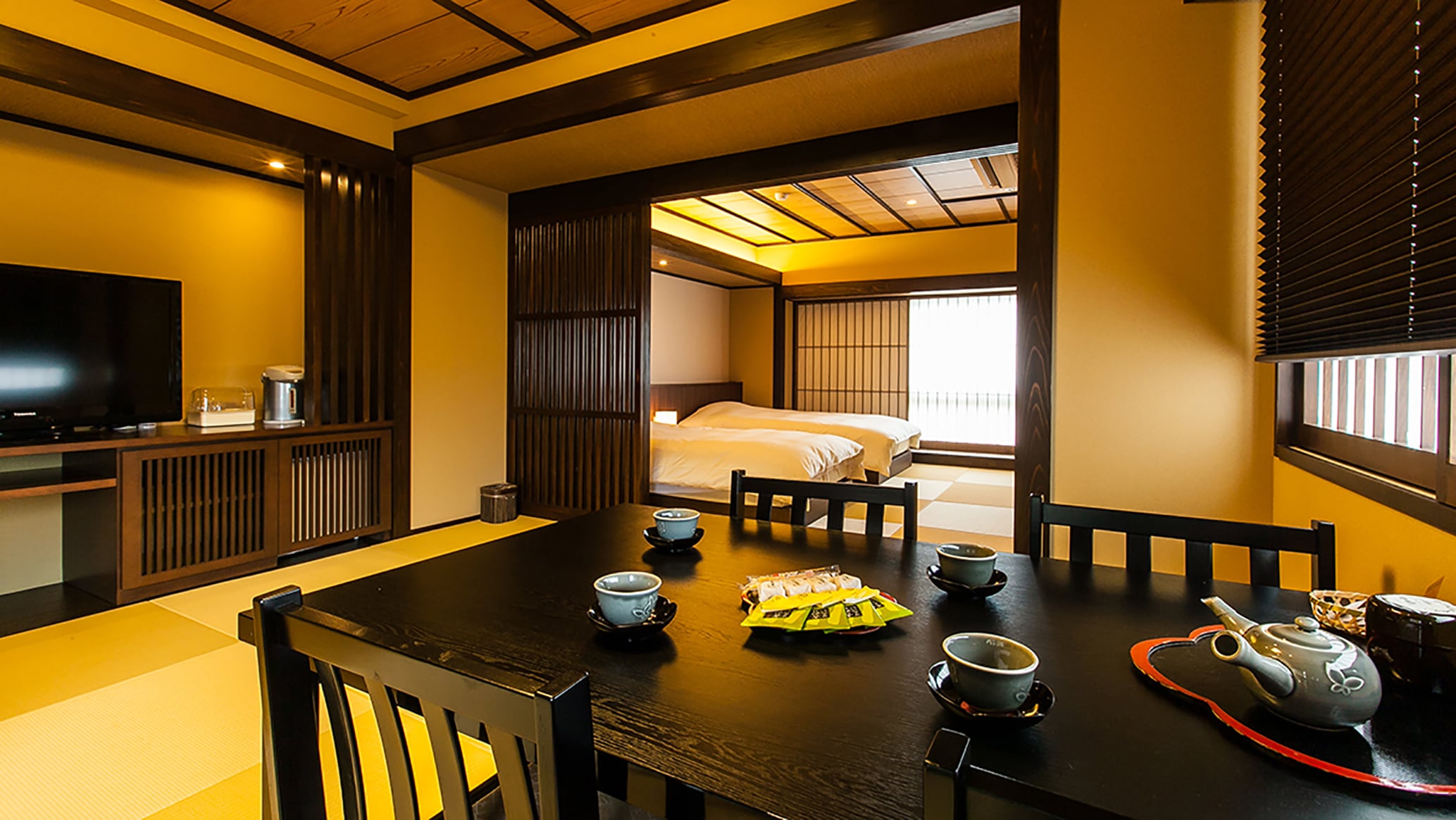 Suite with open-air bath overlooking Kochi Castle
