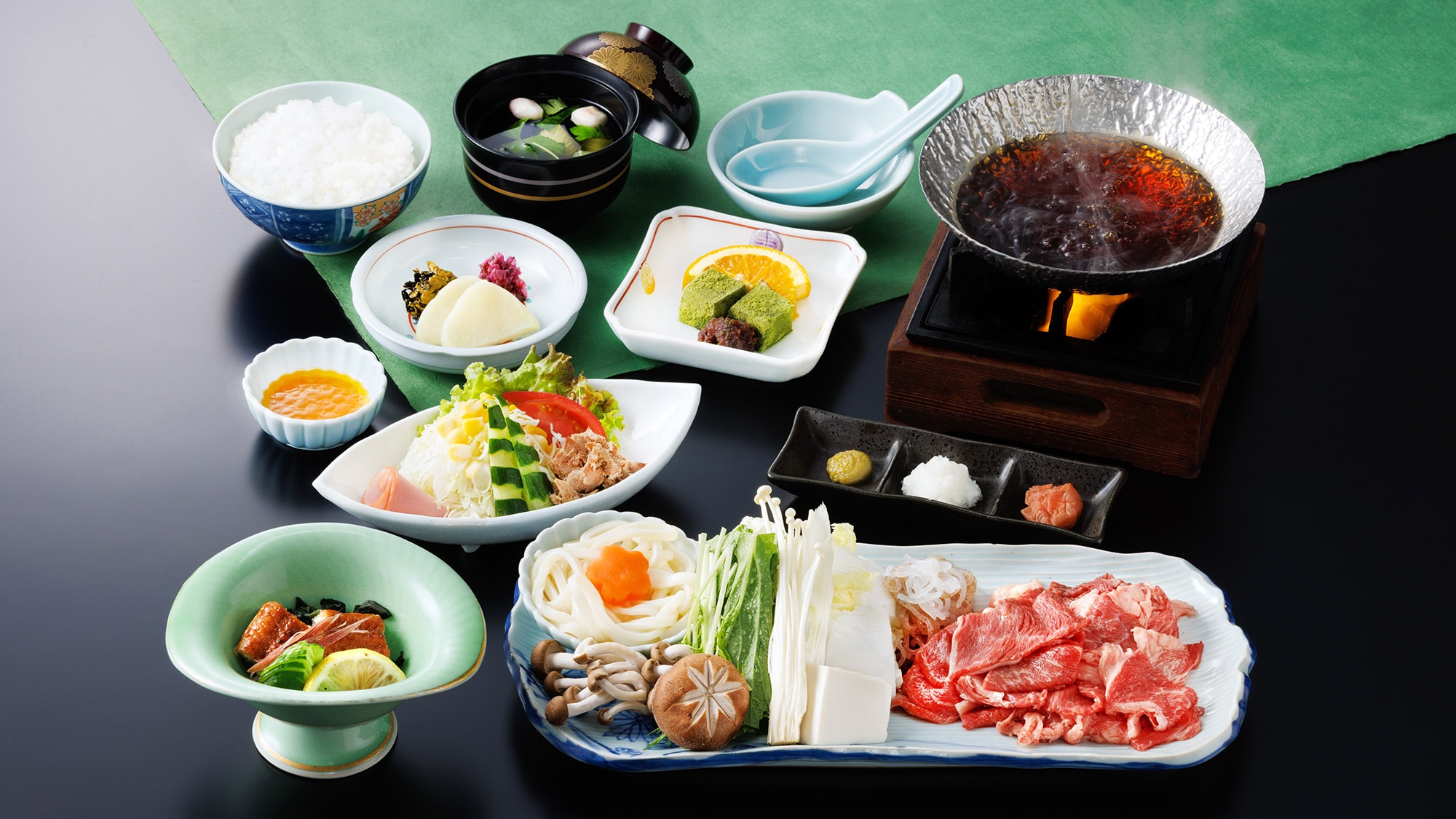 ชุดอาหารหม้อไฟโซซูริเนื้อวากิวพิเศษประจำจังหวัดทางเหนือ