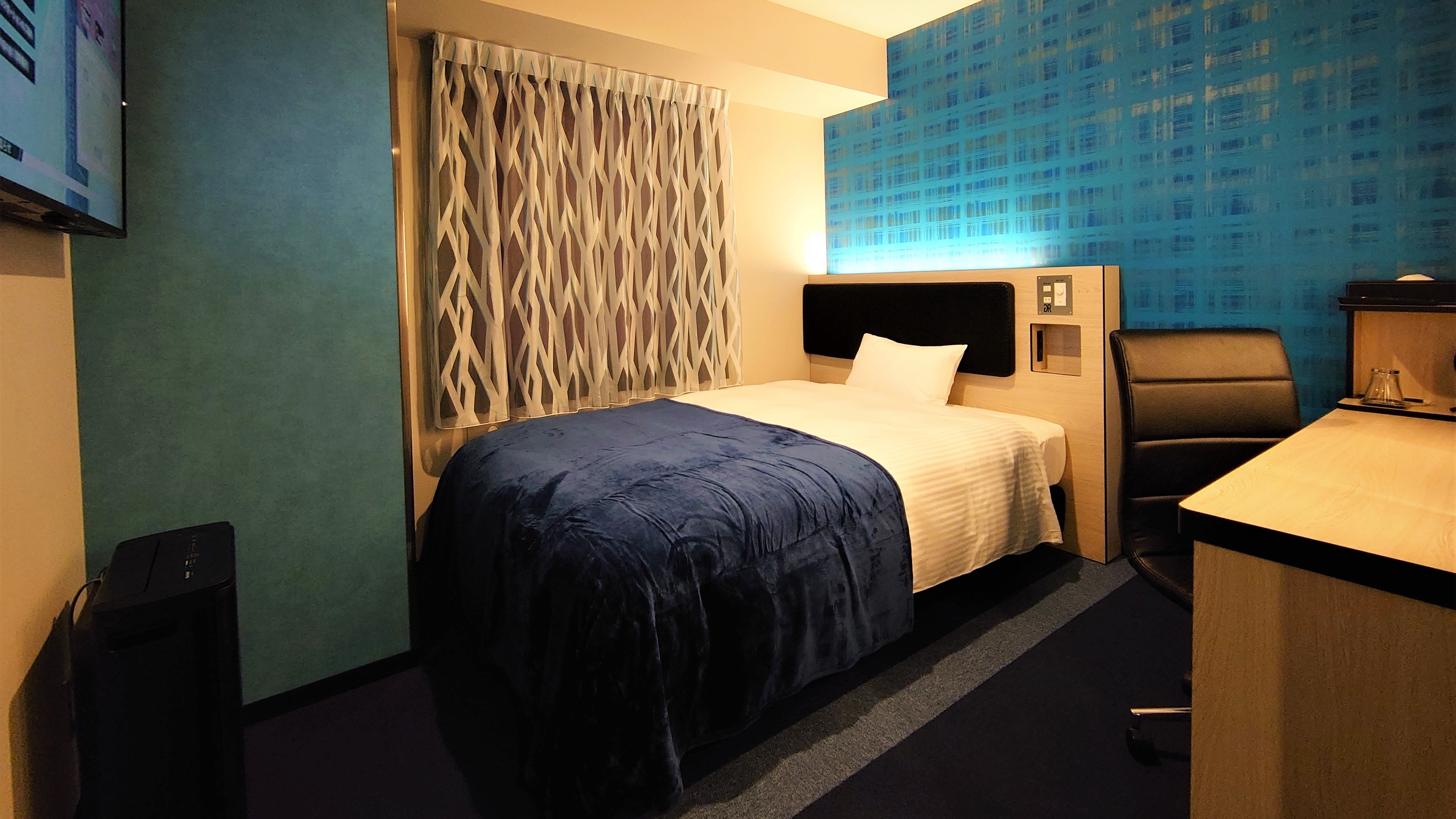 3rd-7th floor single room