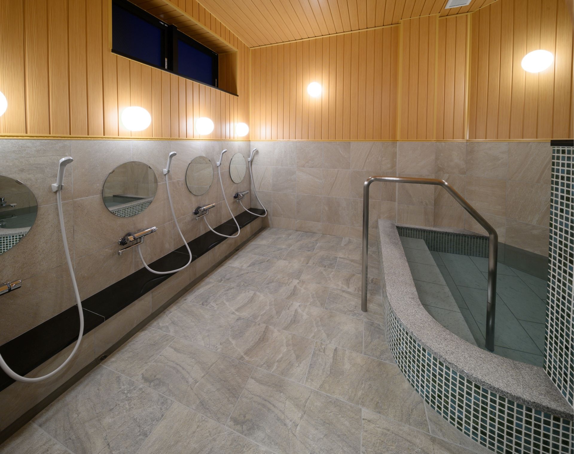 B1 floor Men's bath