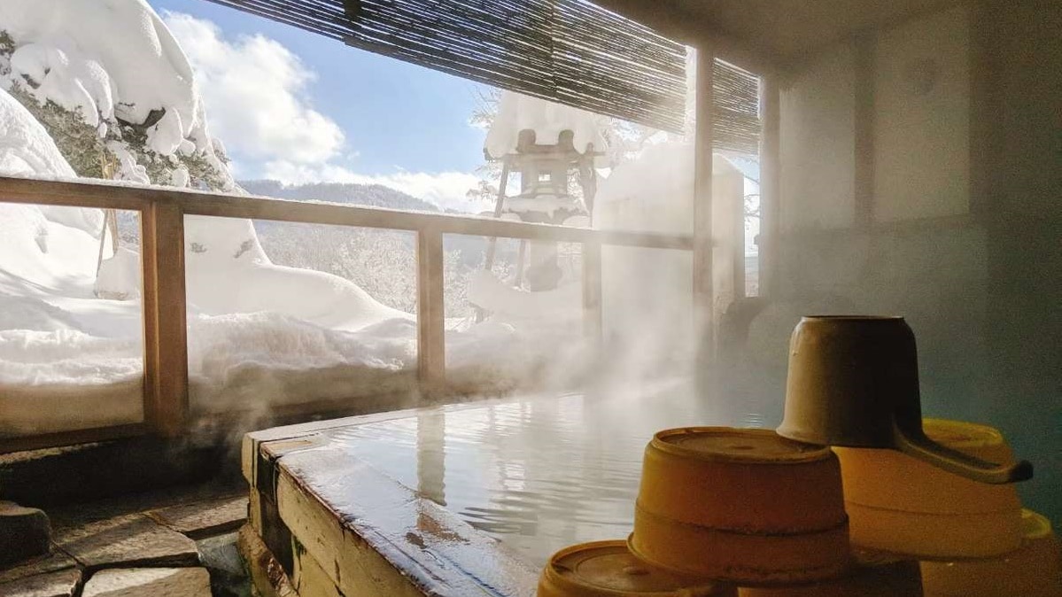 冬季露天浴池