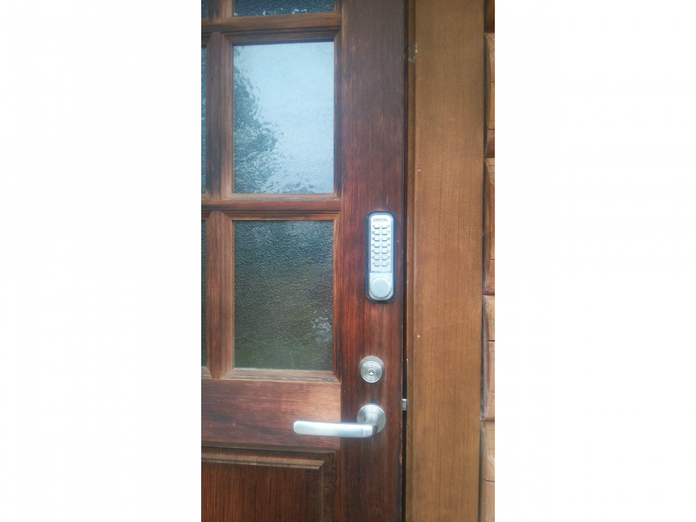 Entrance key (PIN code management)