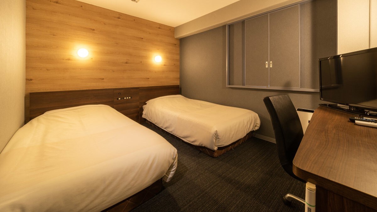 The slightly darker brightness will help you sleep.
