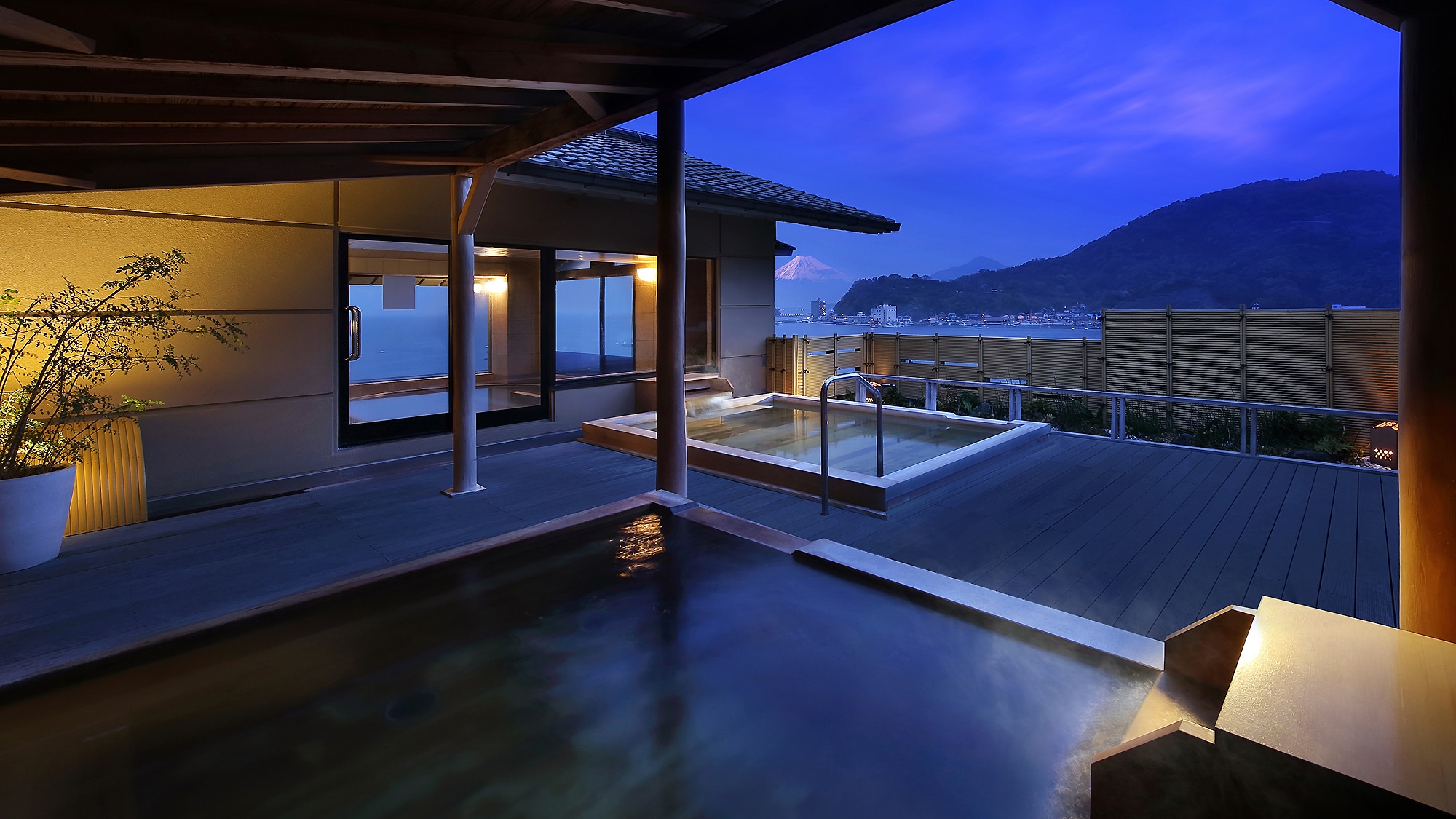 Panoramic large bath and cypress open-air bath "Fuji no Yu" open-air bath (evening view)