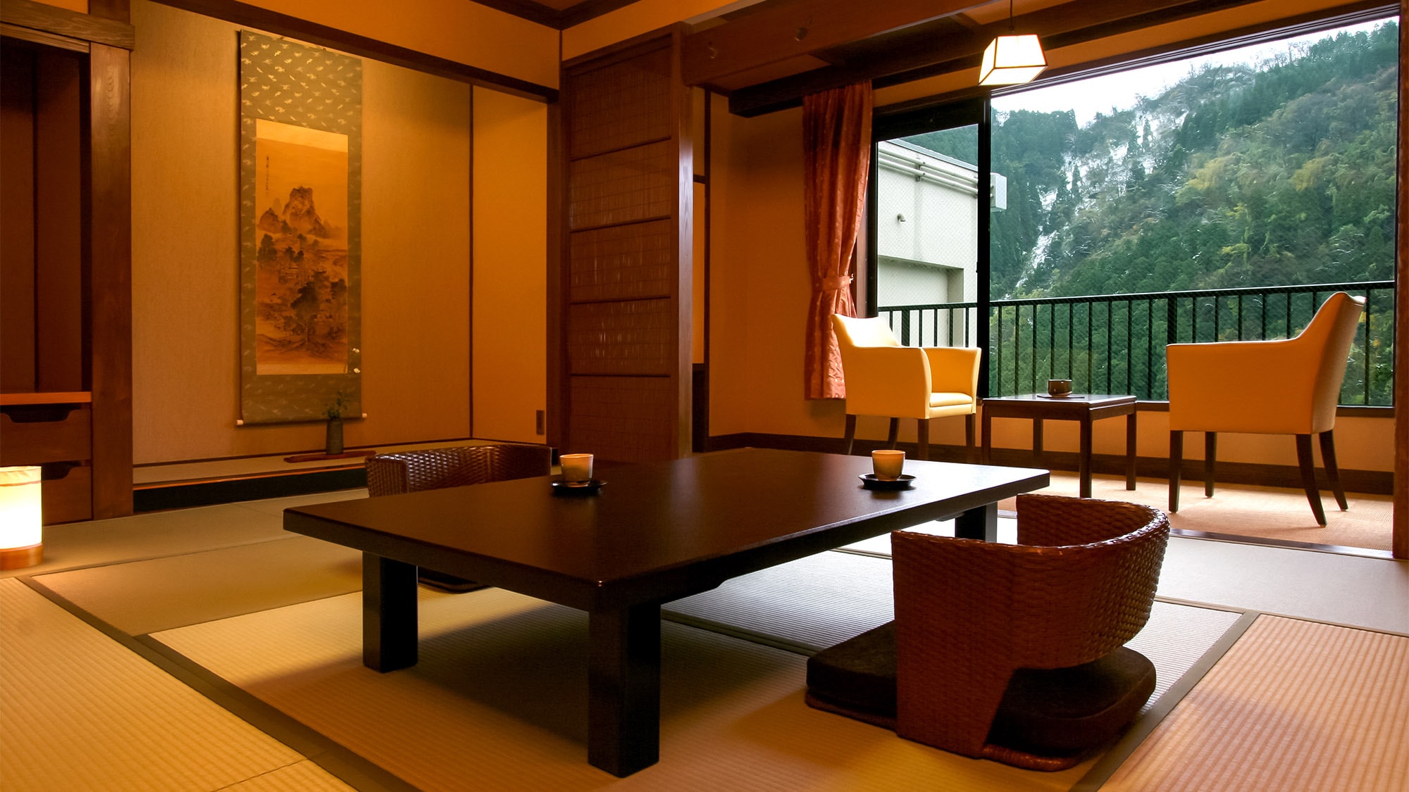 ・日式現代房間 10 榻榻米帶淋浴間