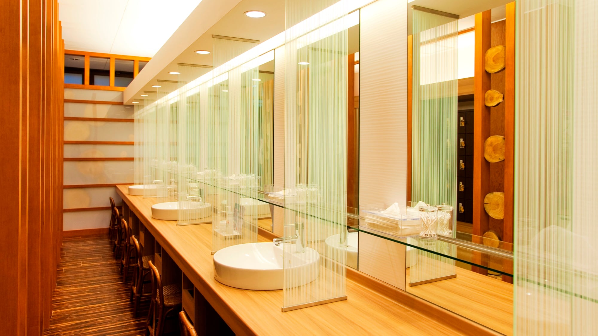 Renewal of the dressing room in the large communal bath.