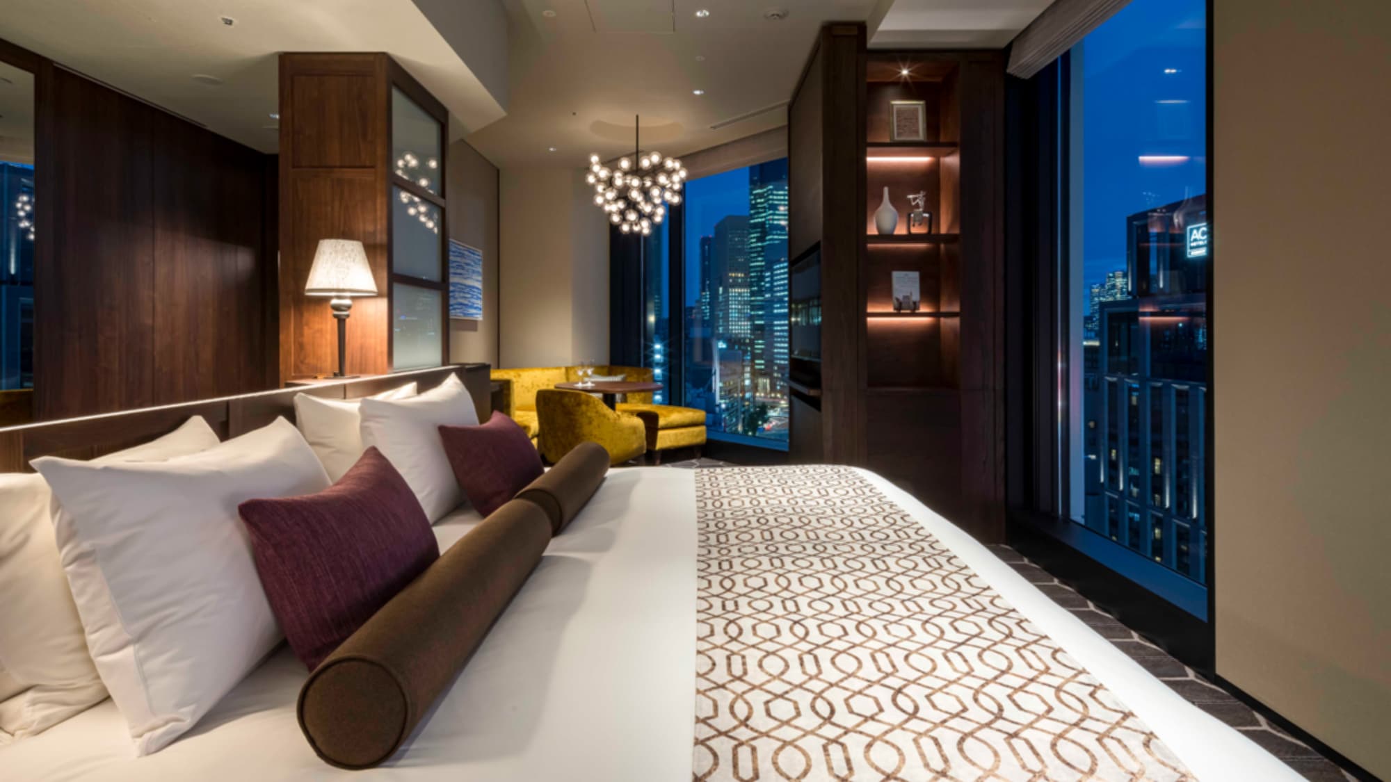 [Bach Corner King] Kamar romantis yang menghadap ke pemandangan malam Ginza