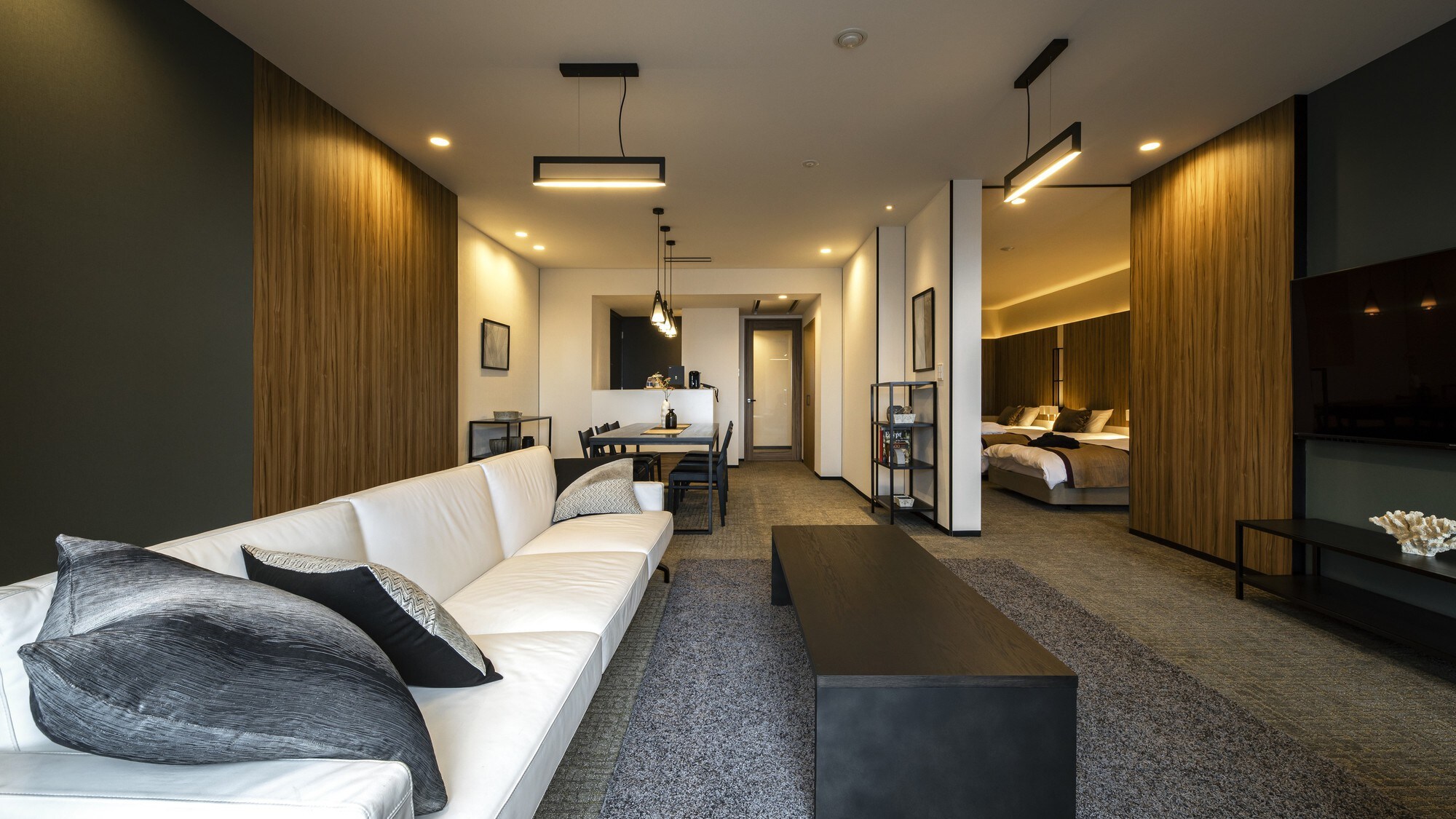 Suite with open-air bath SEN