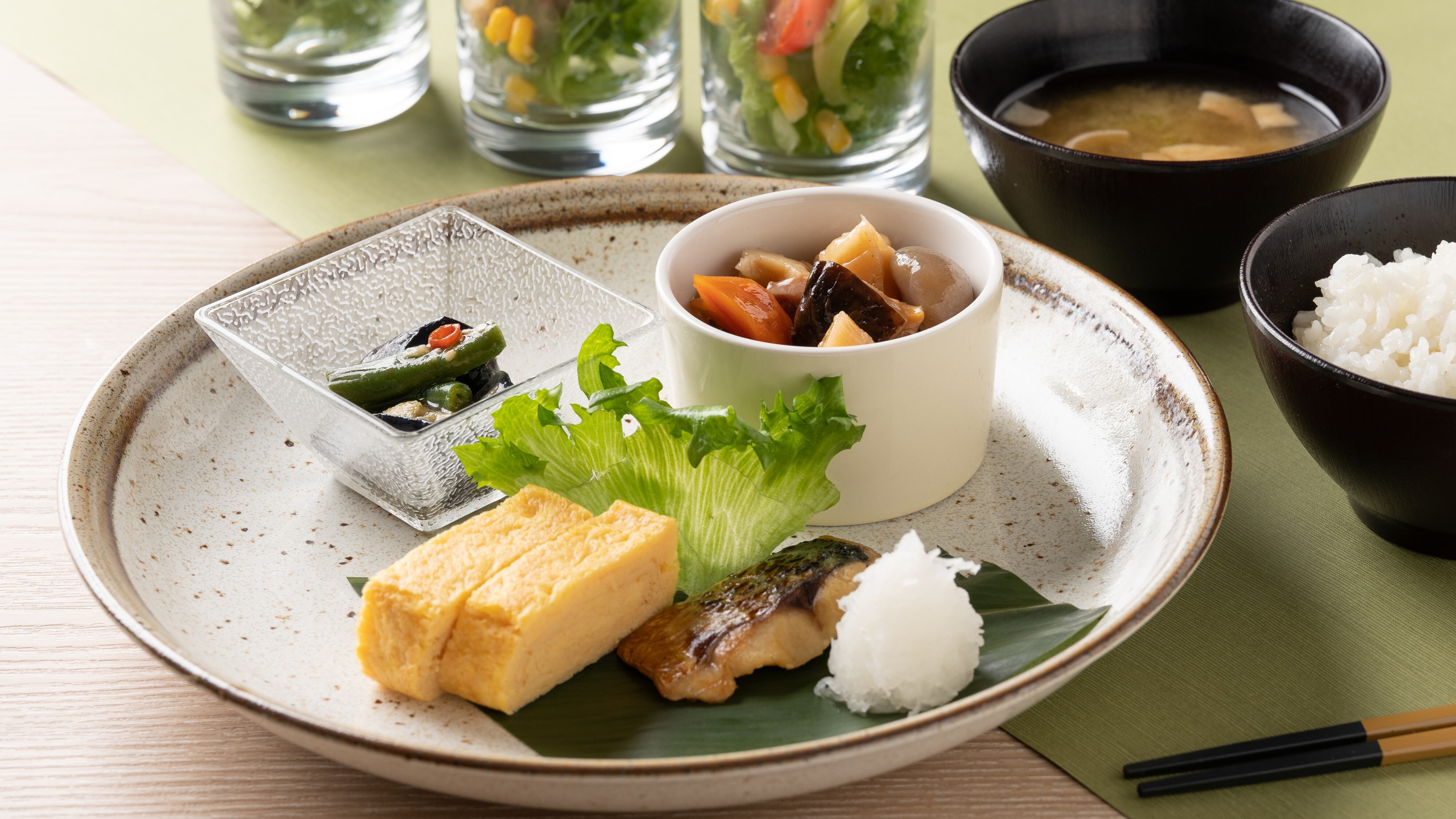 일식 플레이트(예)