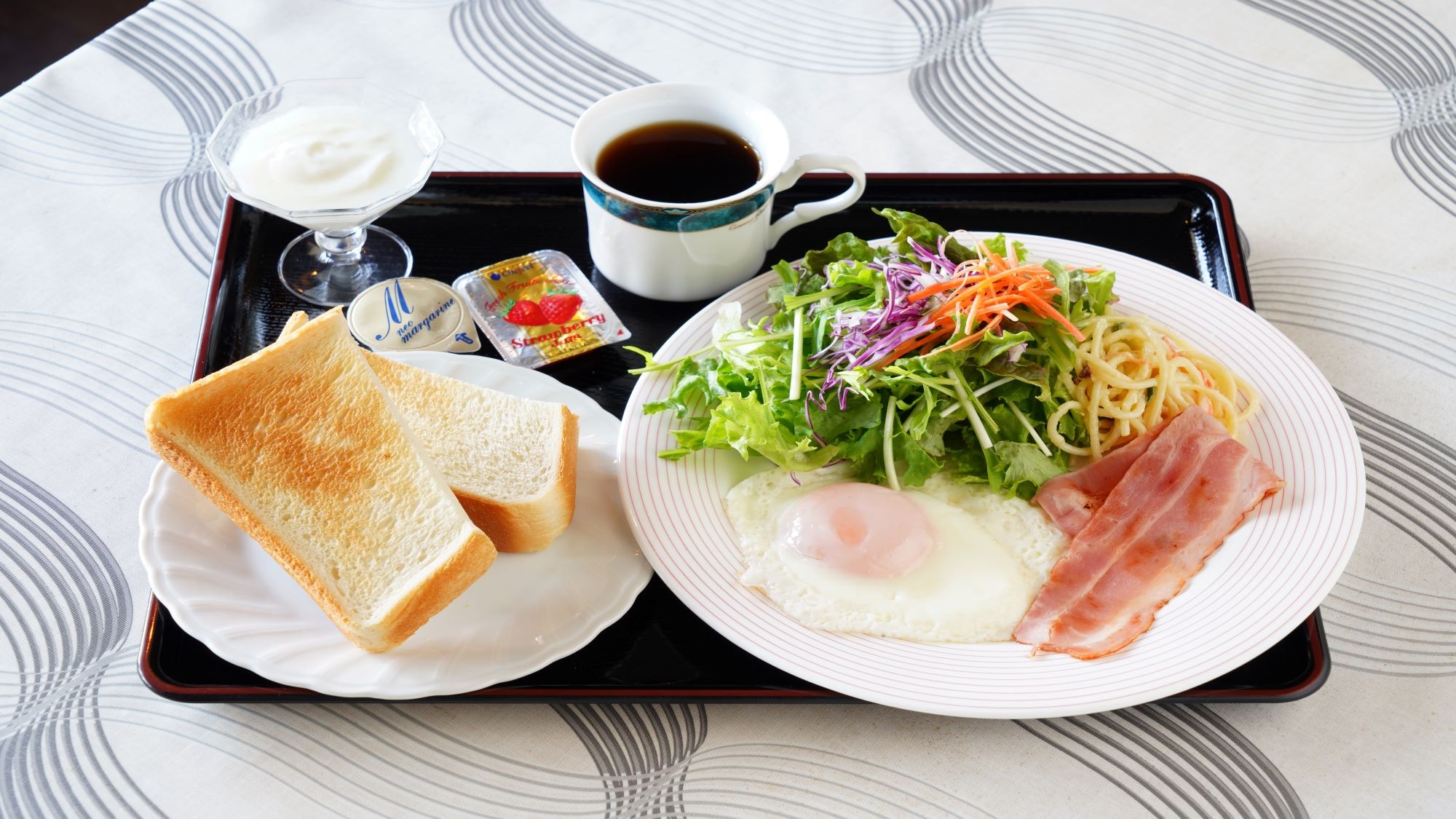 Breakfast: Western set meal