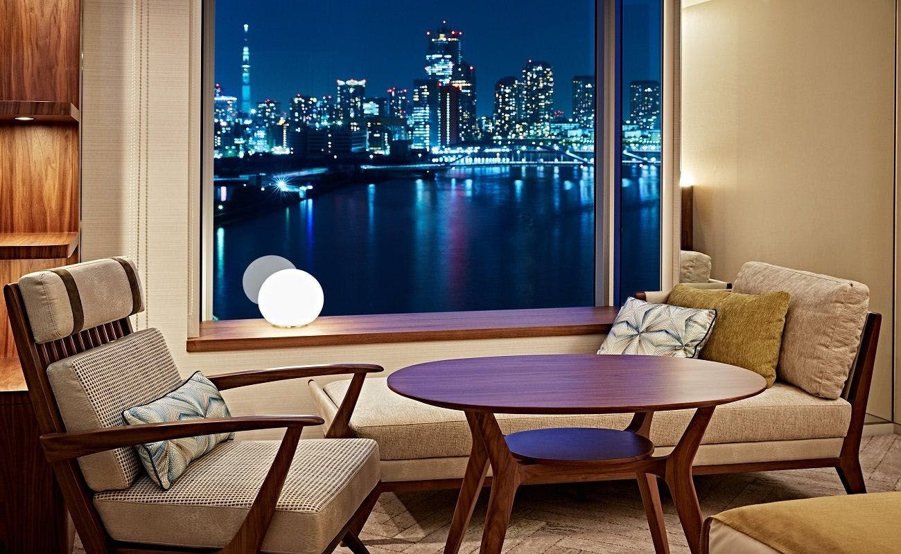 Executive Superior River View Double (14th and 15th floors) 1