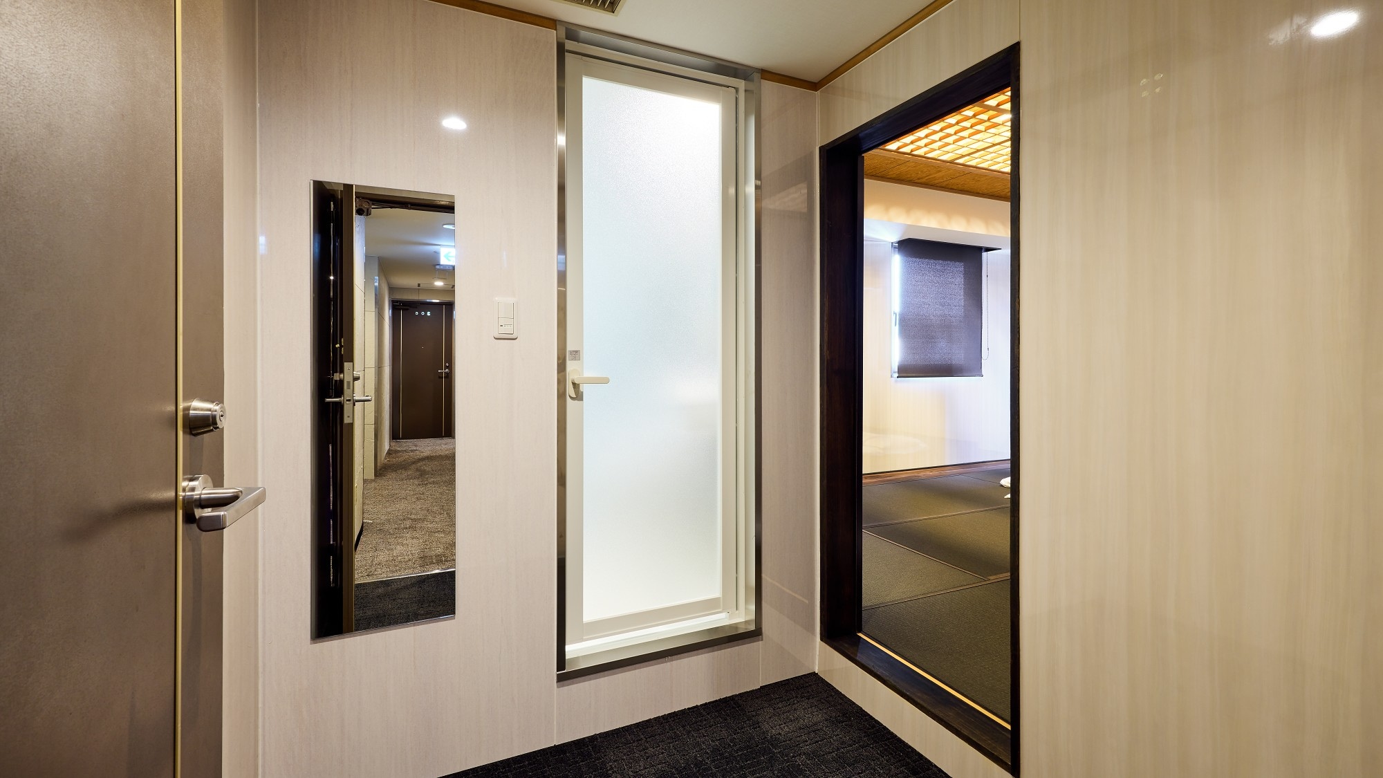An example of the entrance to the Japanese-style room, scheduled for renewal in August 2025