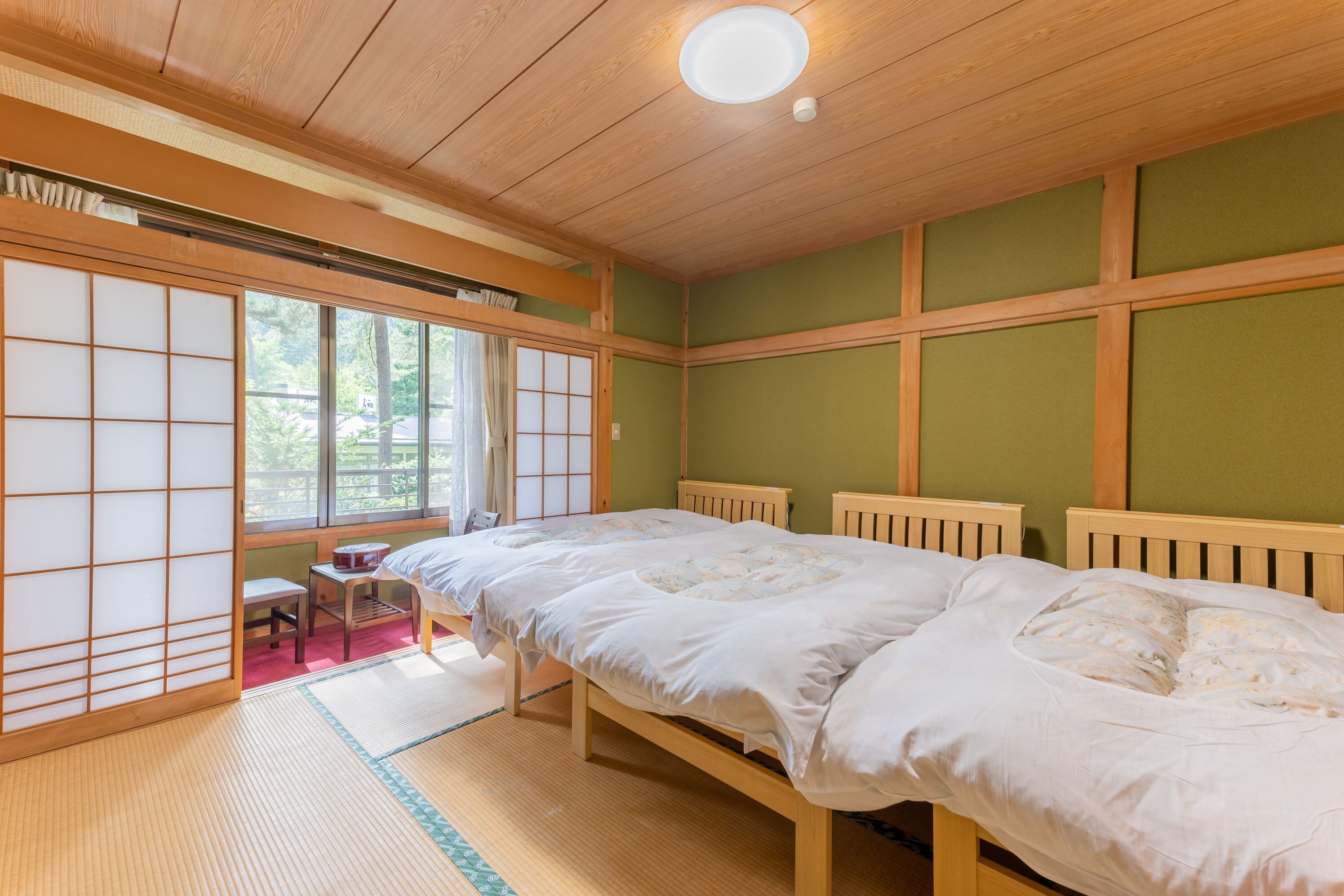 Japanese-style room (8 tatami mats) with a wide veranda, no bathroom or toilet