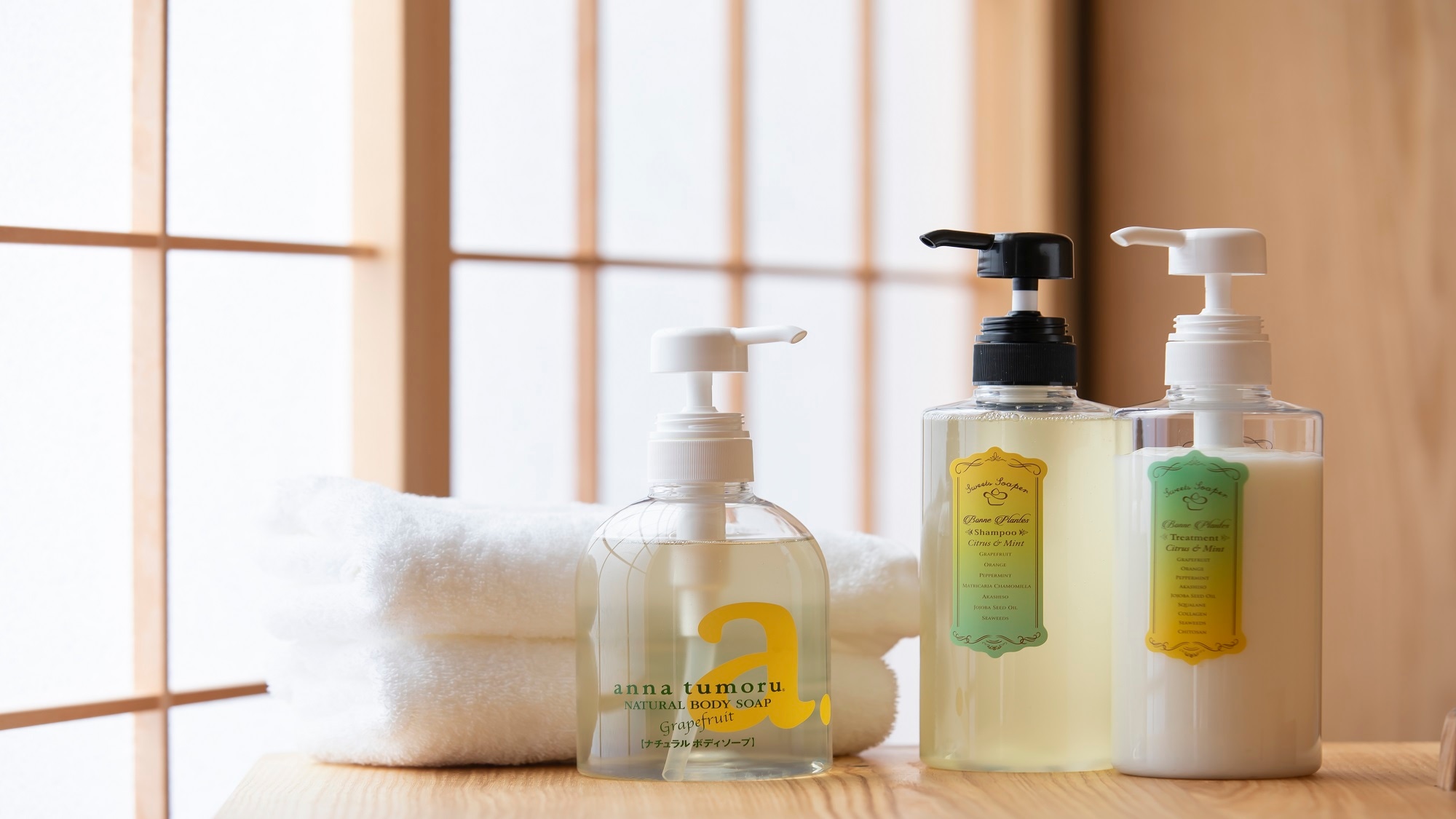 Anna Tomorl / Natural herbs, rosemary extract Plenty of skin-friendly bath time