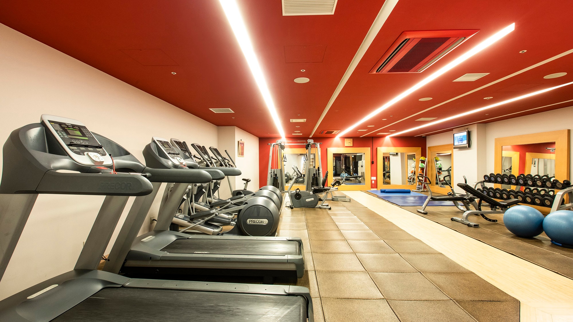 Free fitness center for hotel guests