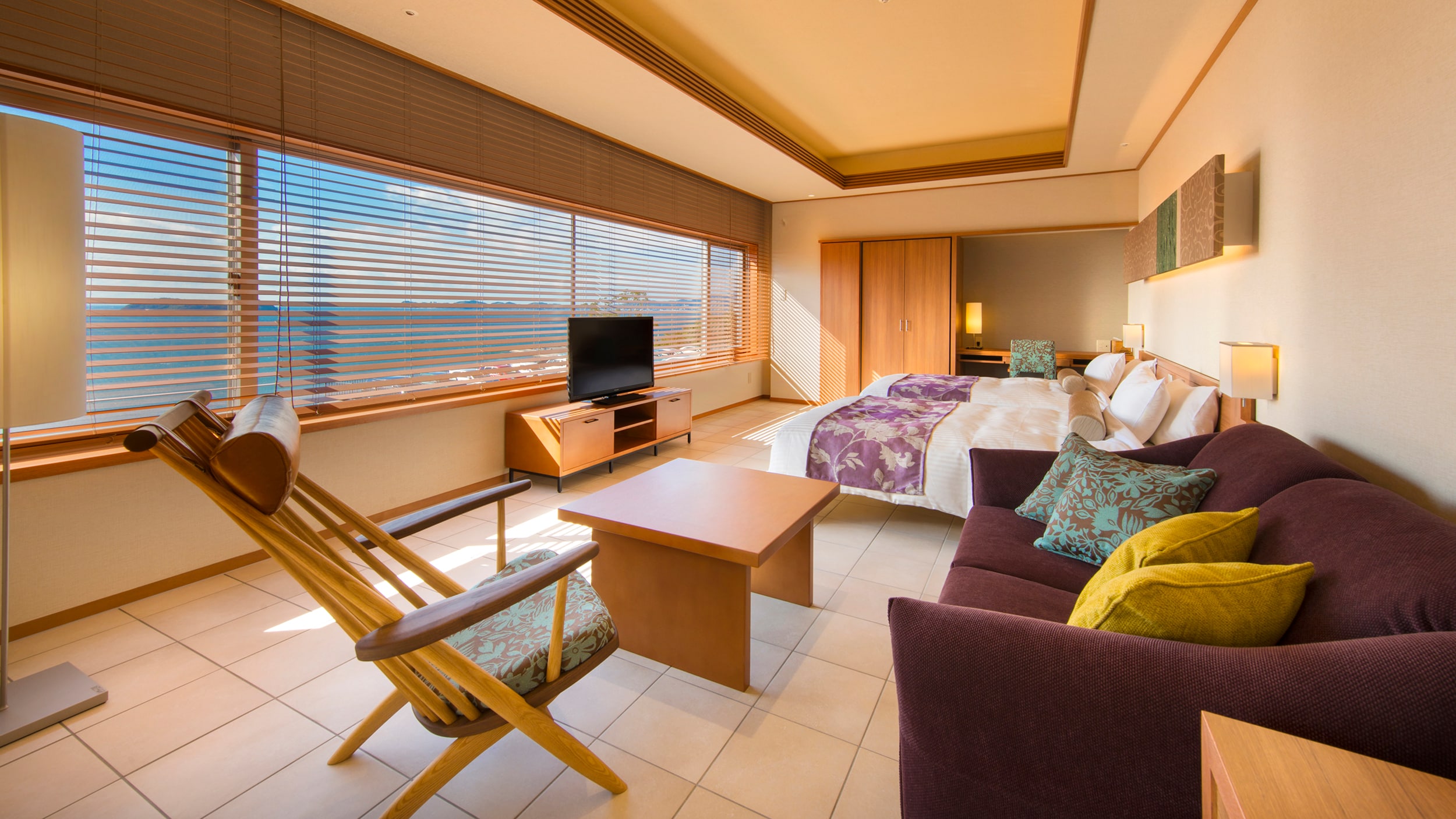 Japanese Resort Roman "Premium Twin" Guest Room