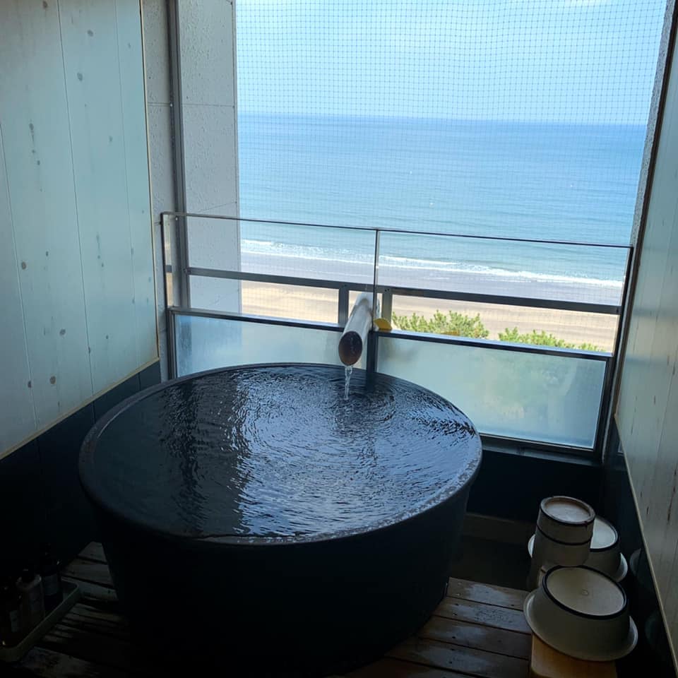 附露天浴池的客房