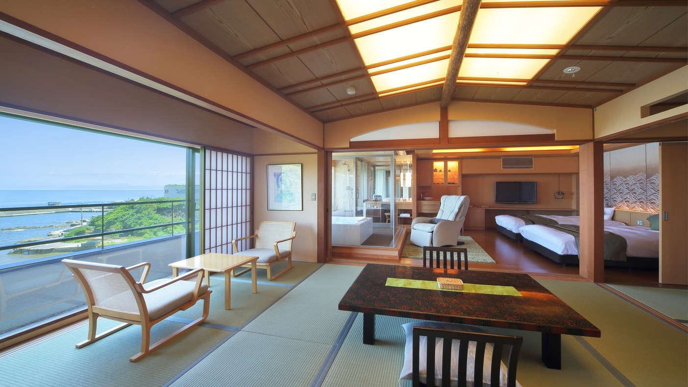 Kamar tamu lantai 2 dengan kamar mandi observasi (10 tikar tatami + 8 tikar tatami di tepi laut) [Kamar Jepang dan Barat]